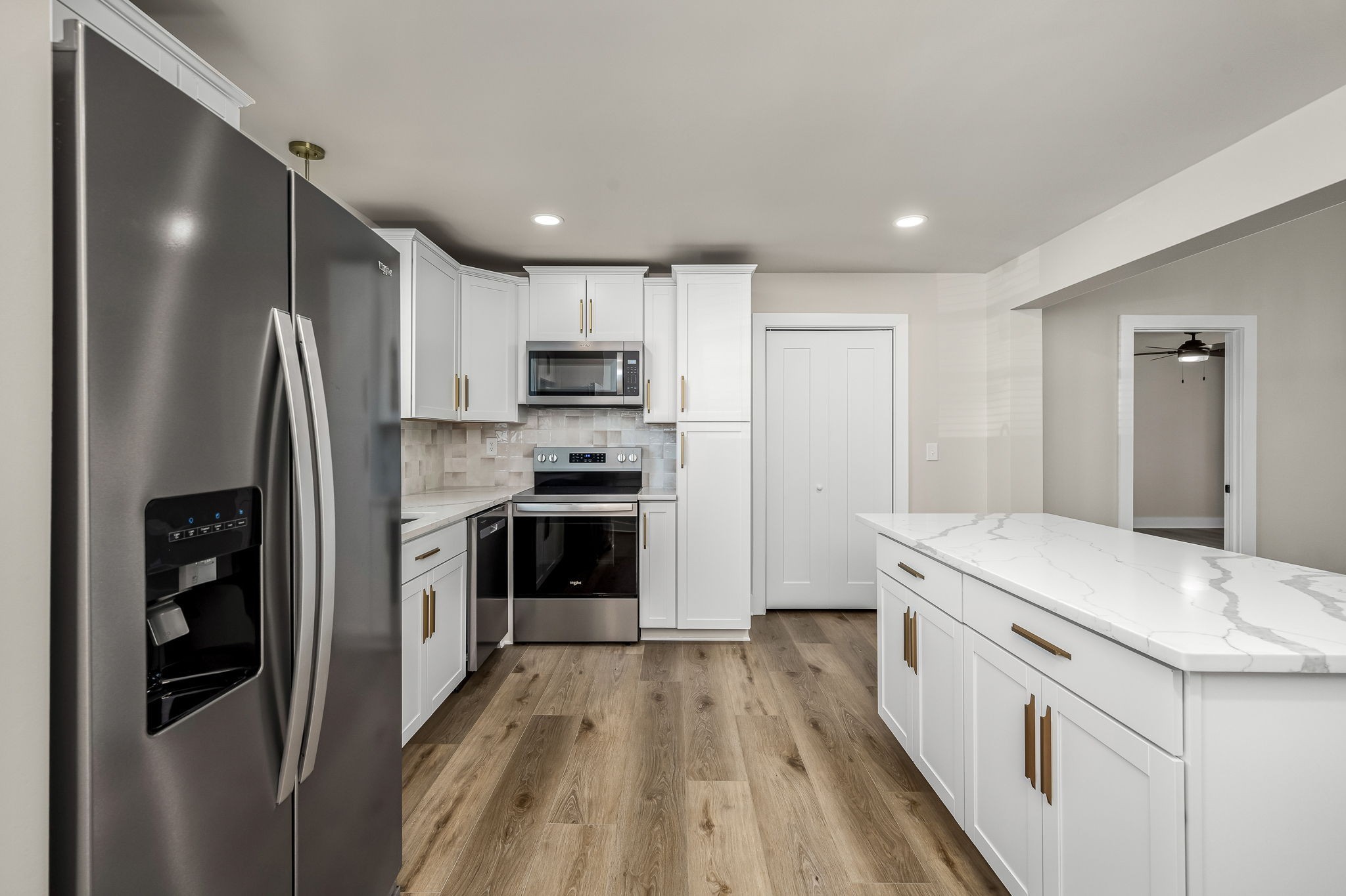1977 Timberline Way