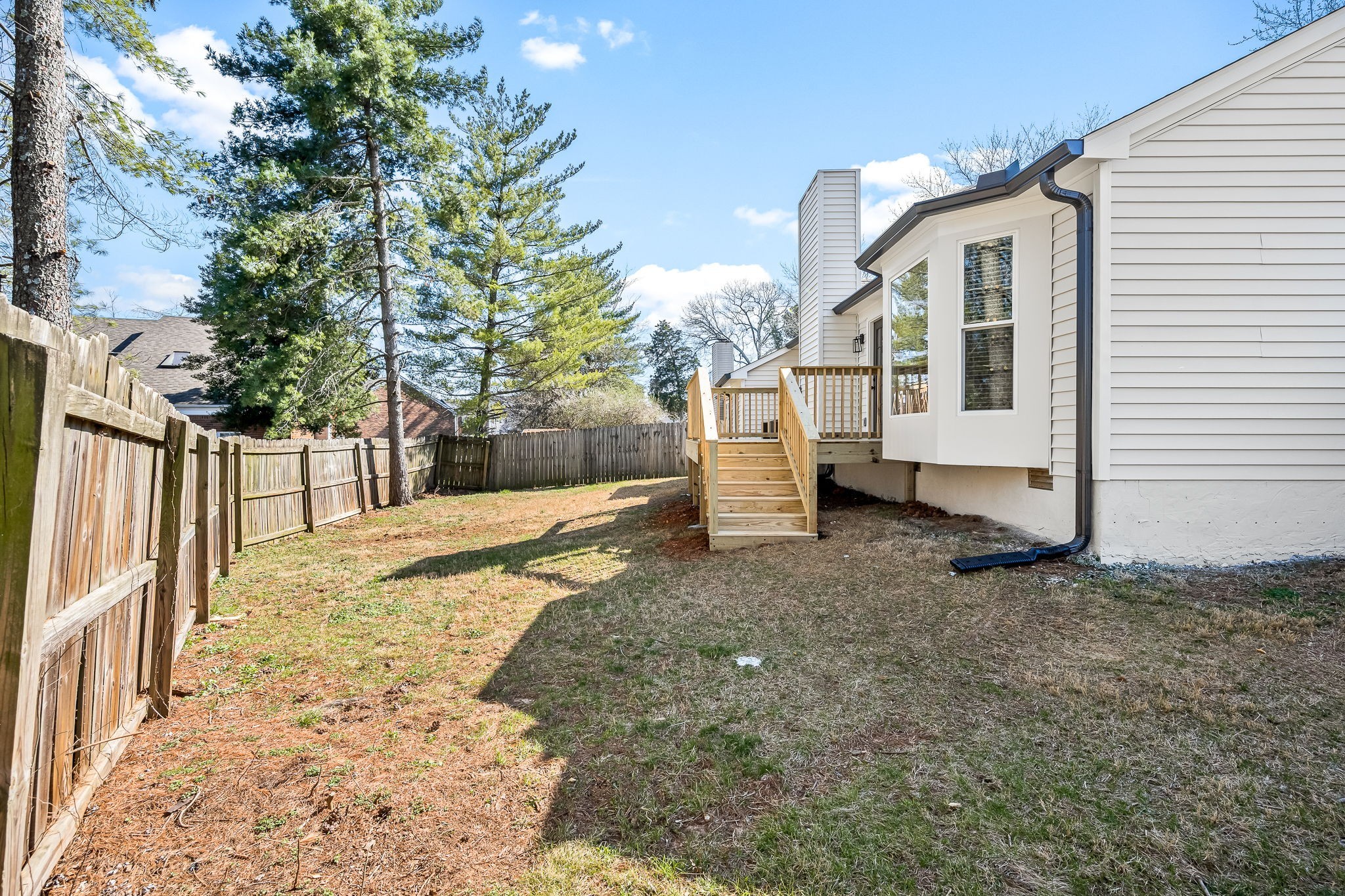 1977 Timberline Way