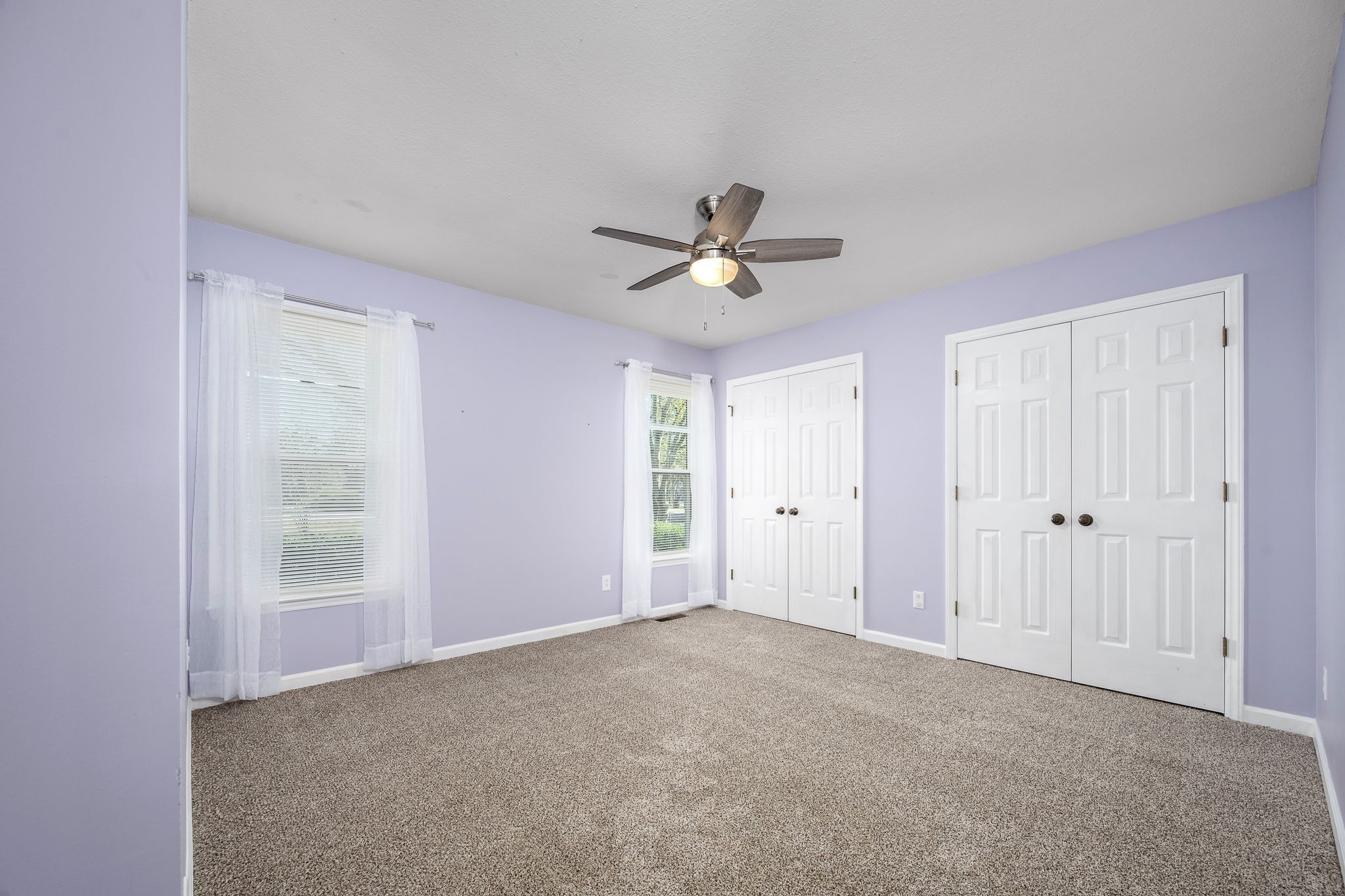 1427 Trotters Ln