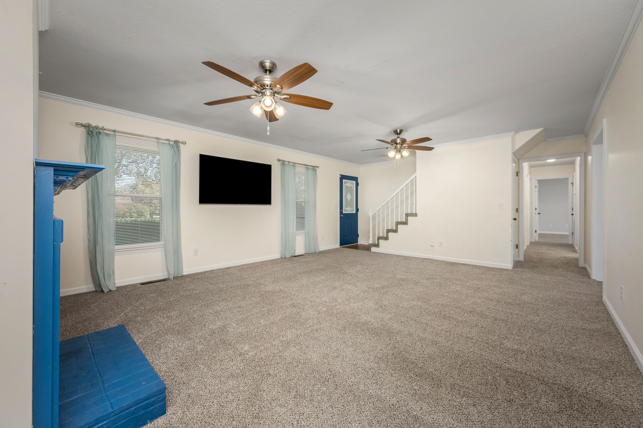 1427 Trotters Ln