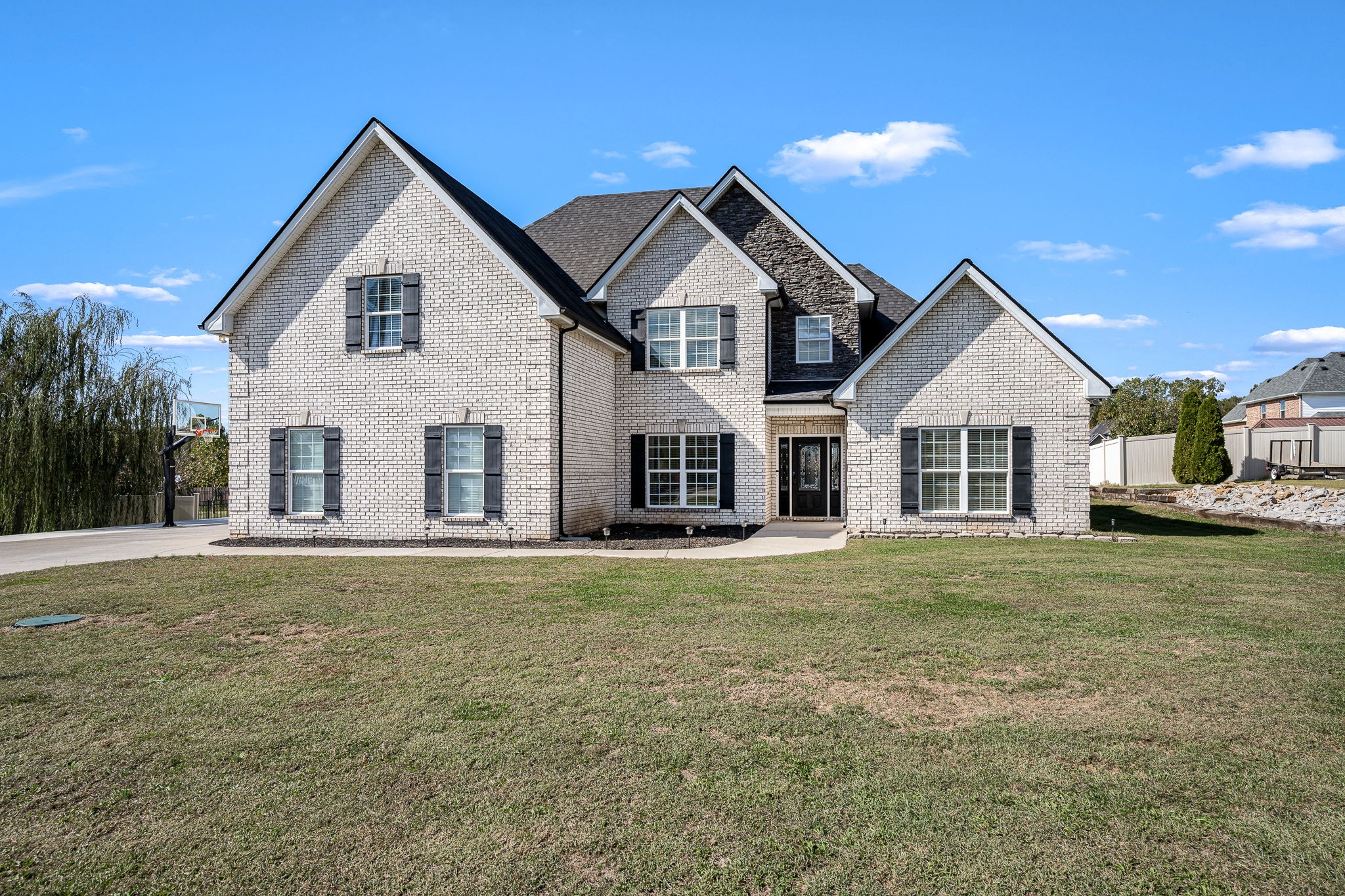1117 Spring Creek Dr