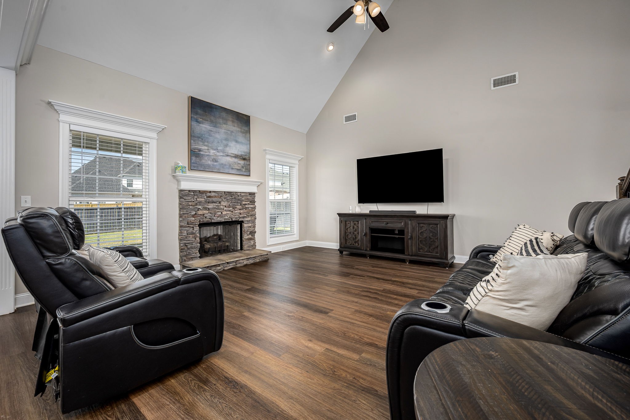 1117 Spring Creek Dr