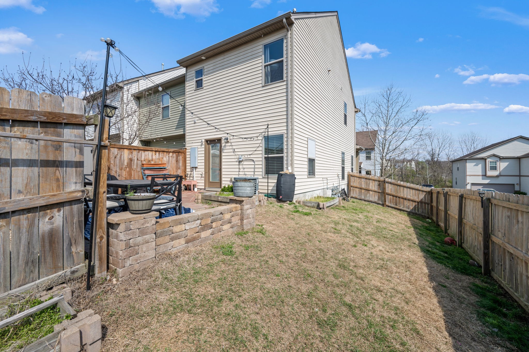 1832 Wild Oaks Ct