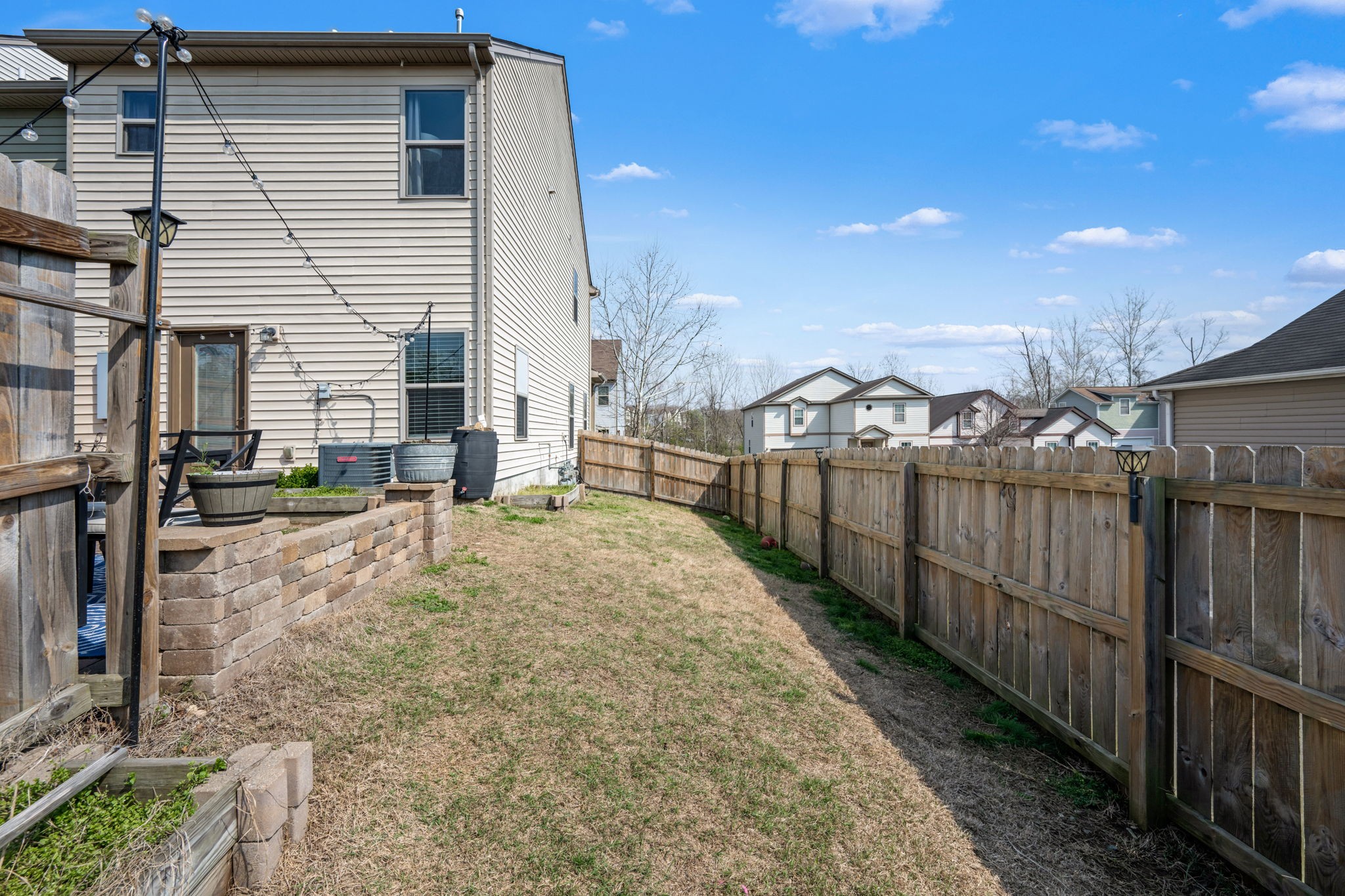 1832 Wild Oaks Ct