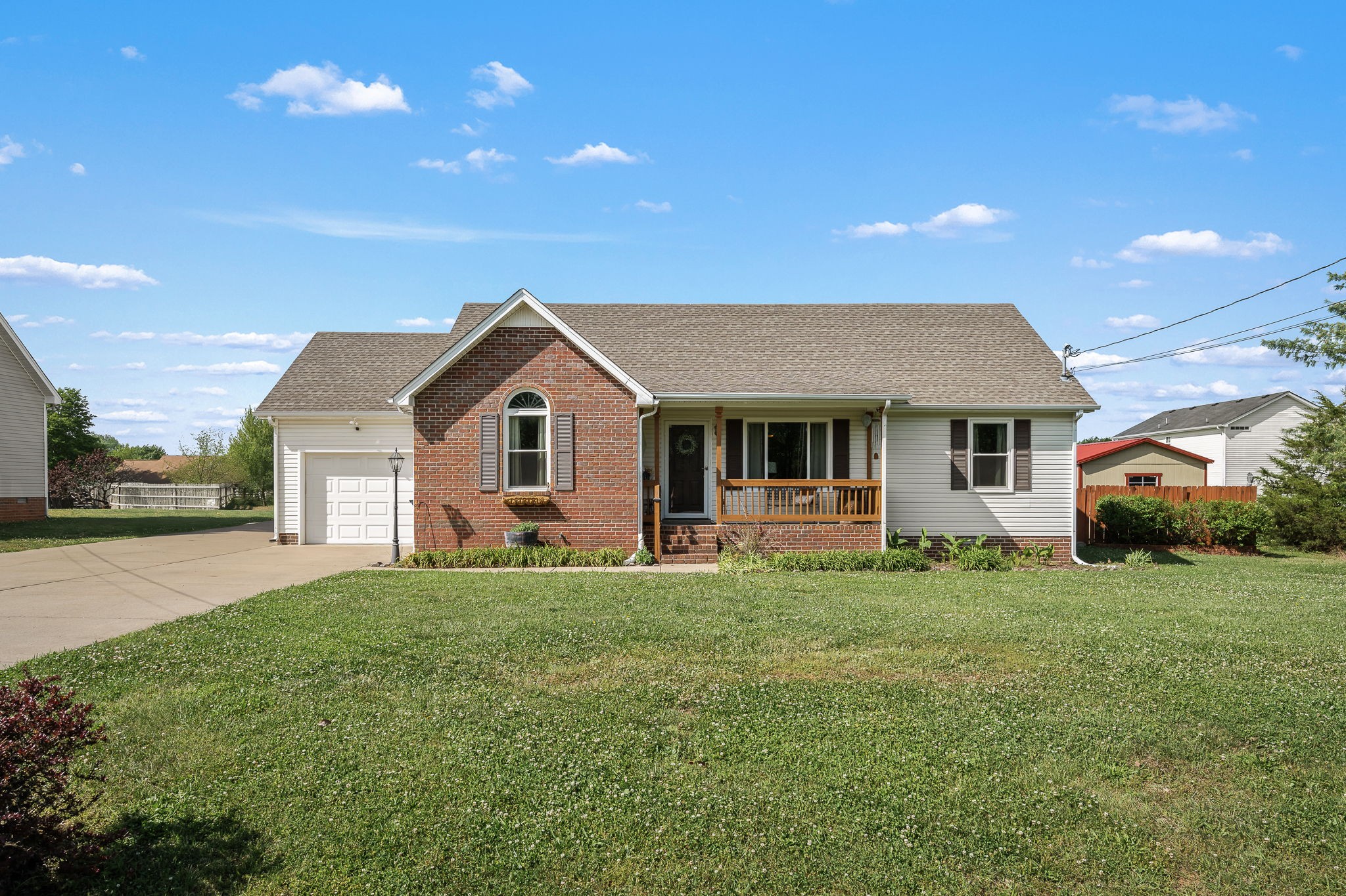 206 Fall Creek Dr