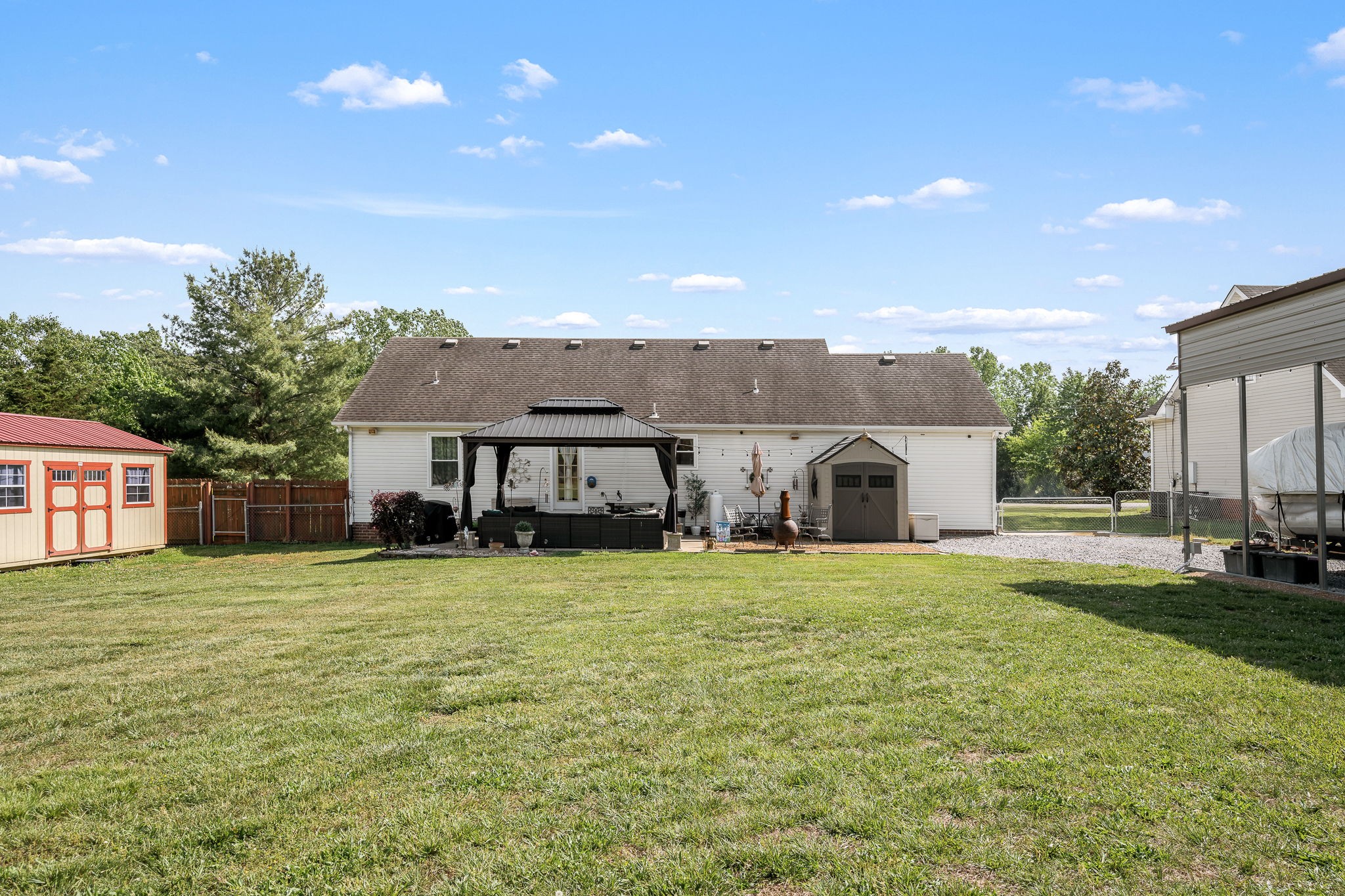 206 Fall Creek Dr