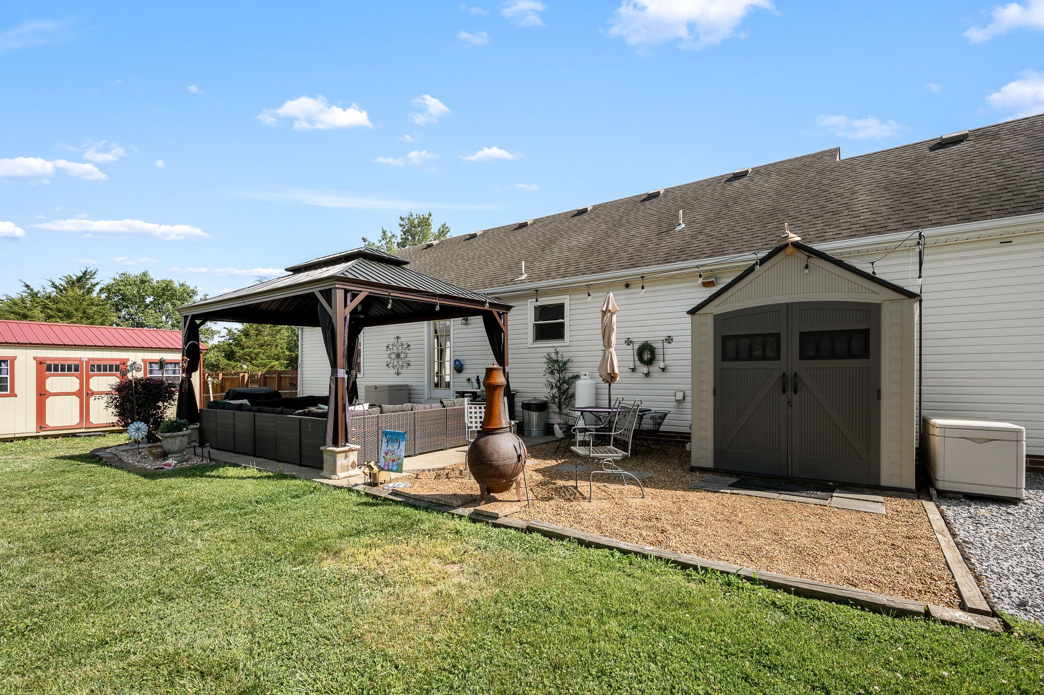 206 Fall Creek Dr