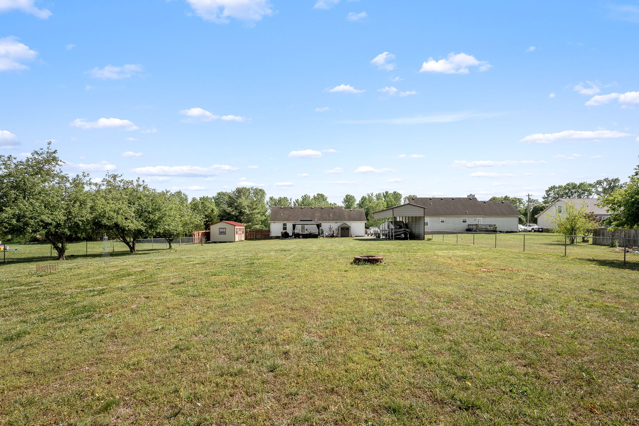 206 Fall Creek Dr