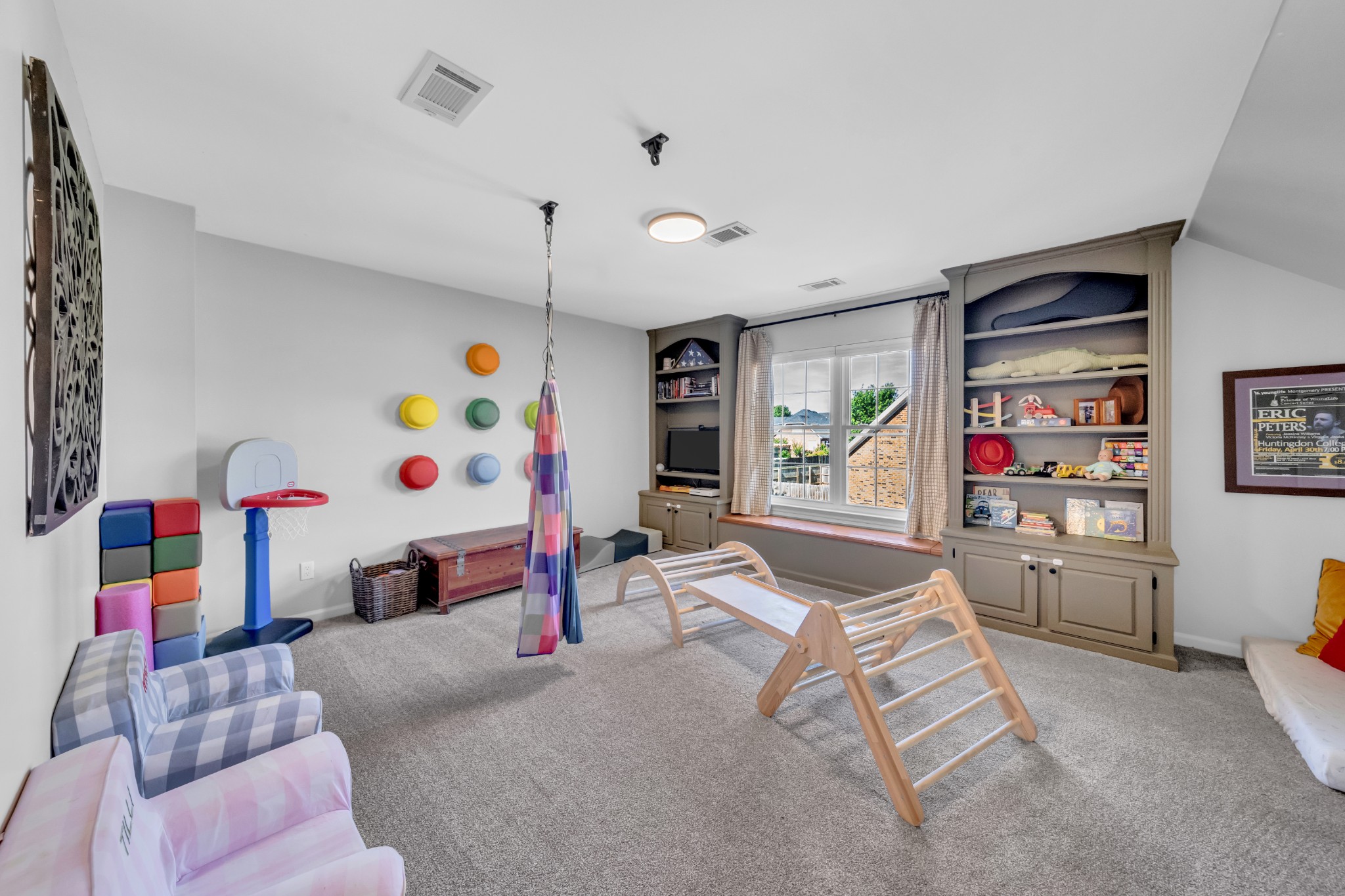 2407 Amber Glen Dr