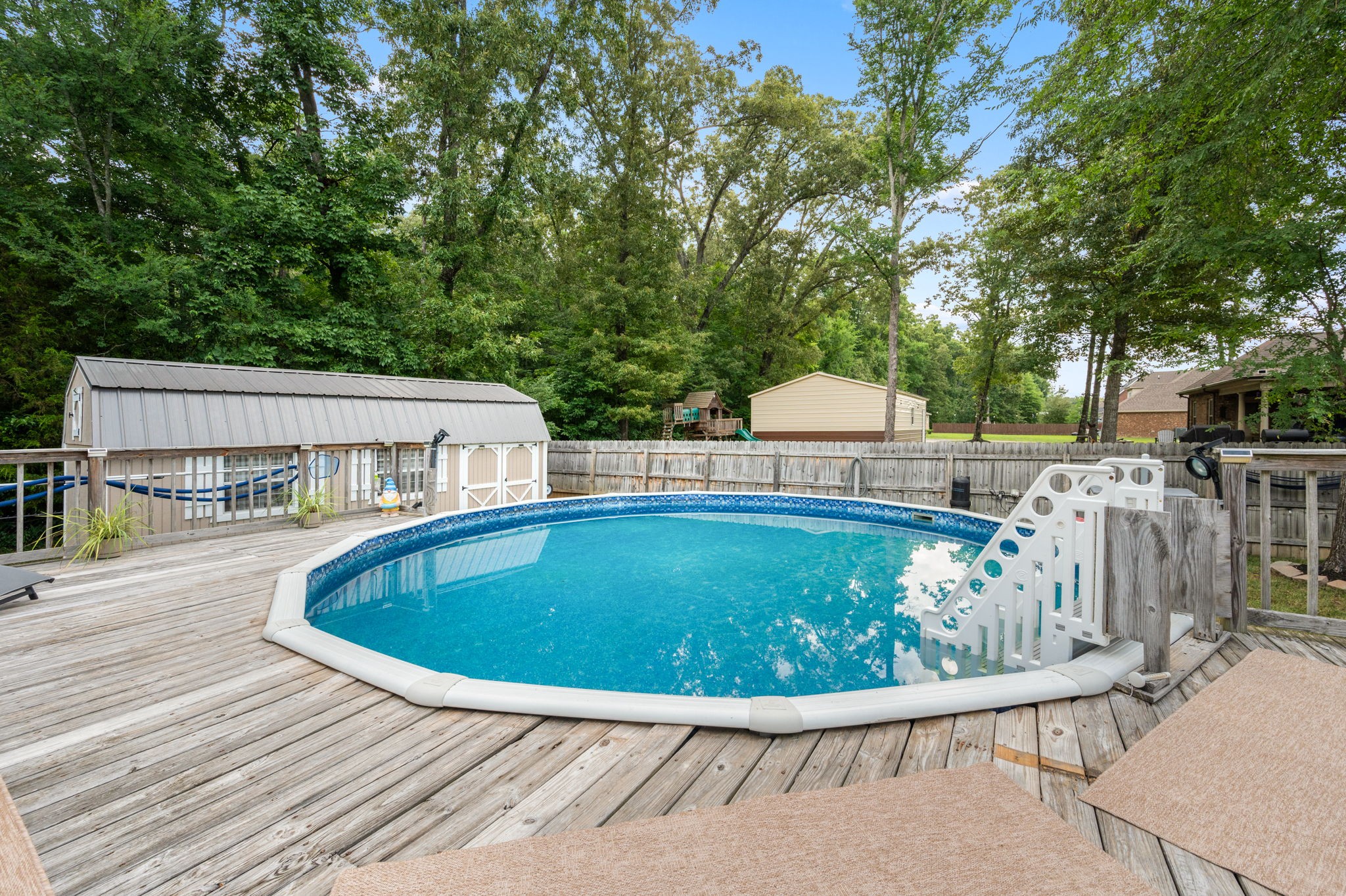1425 Round Rock Dr