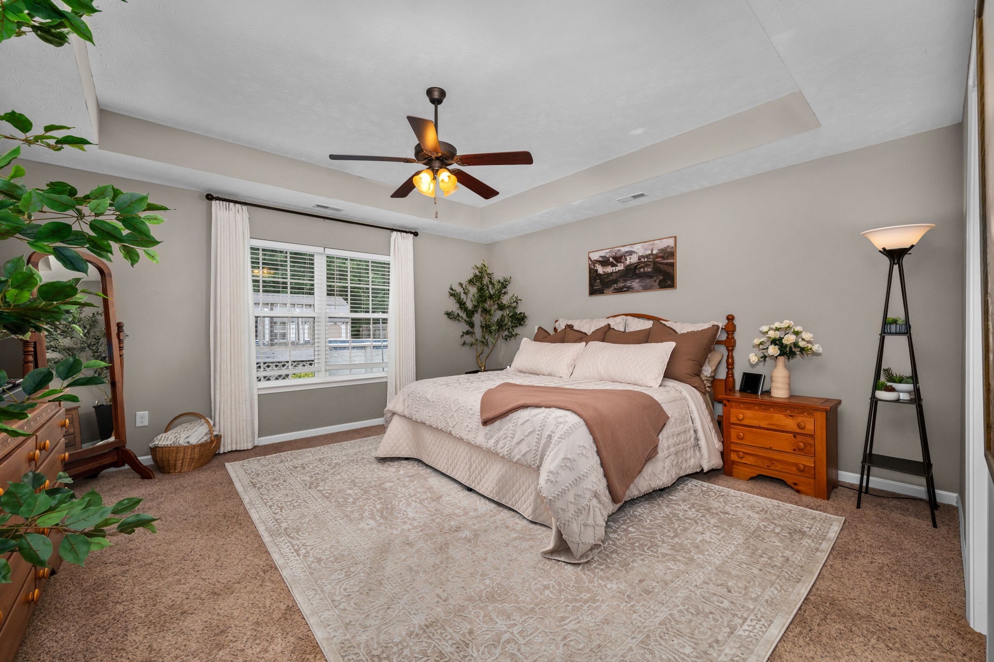 1425 Round Rock Dr