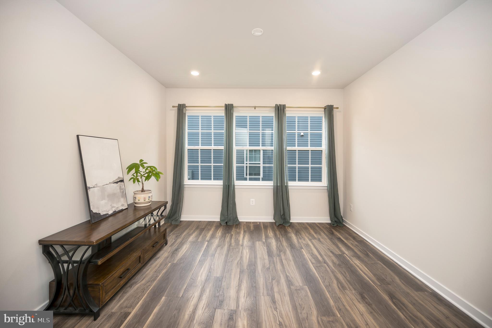 2016 ARMSTRONG TERRACE