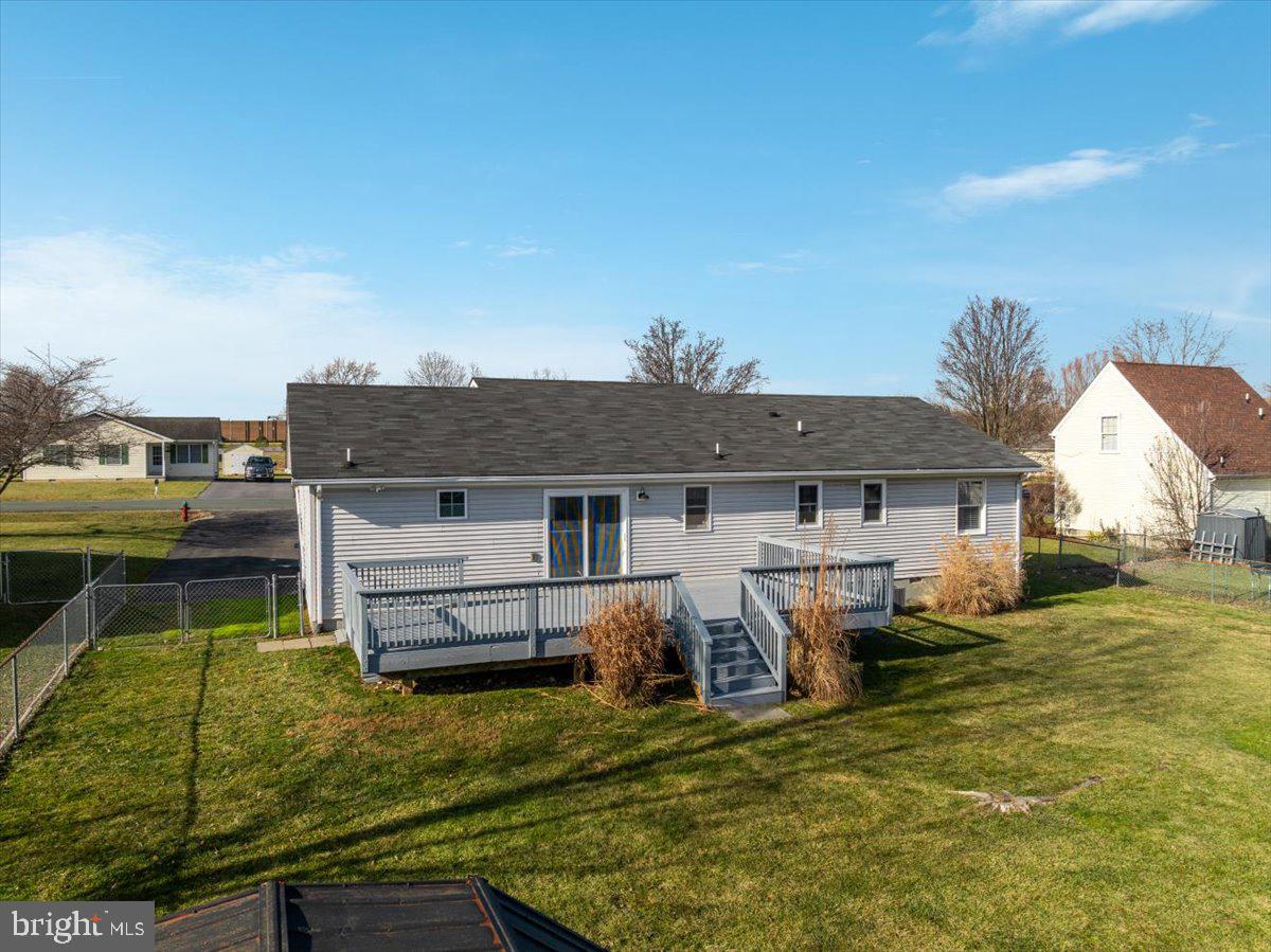 214 NIGHTINGALE AVENUE