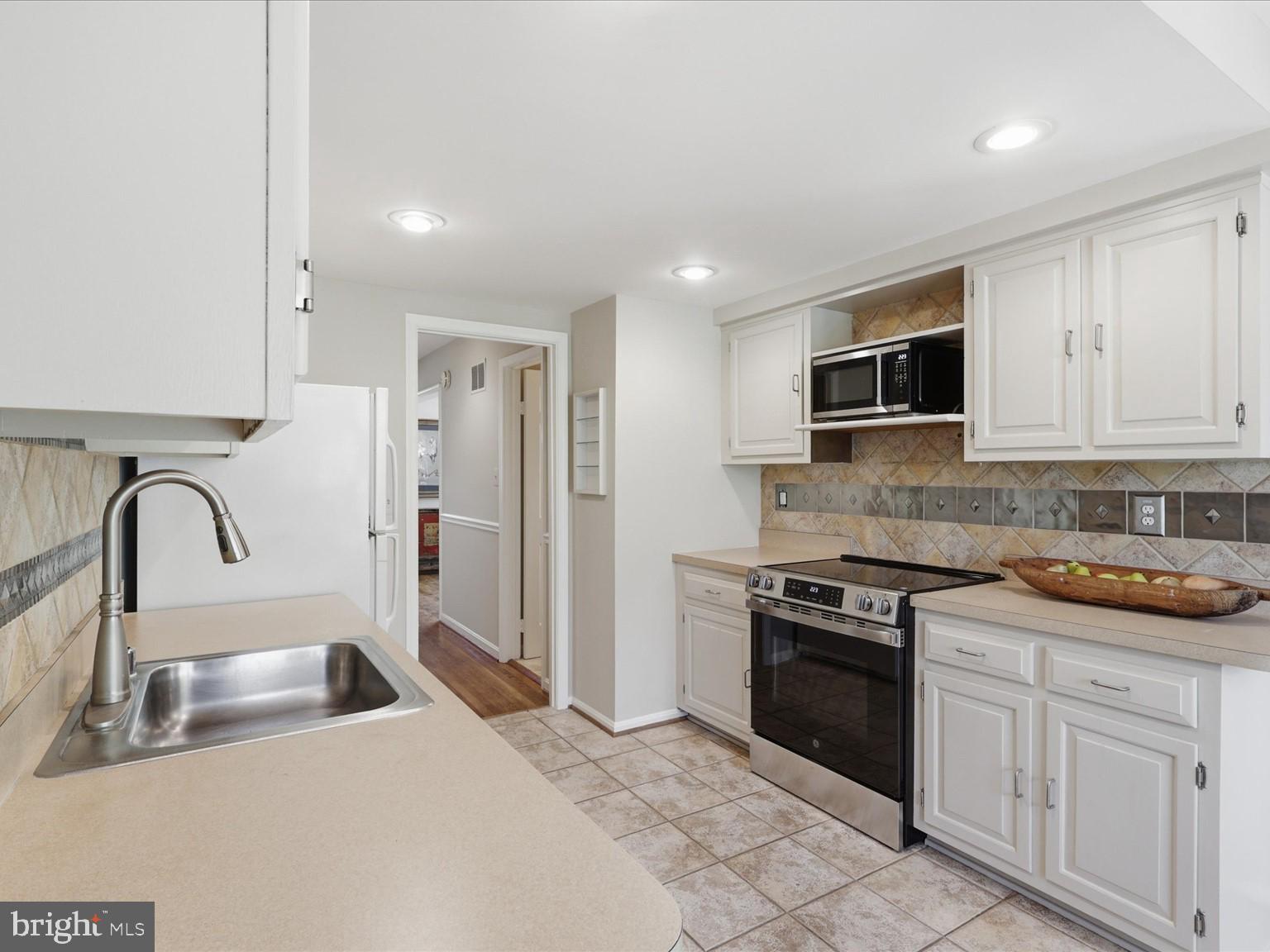 9251 BAILEY LANE