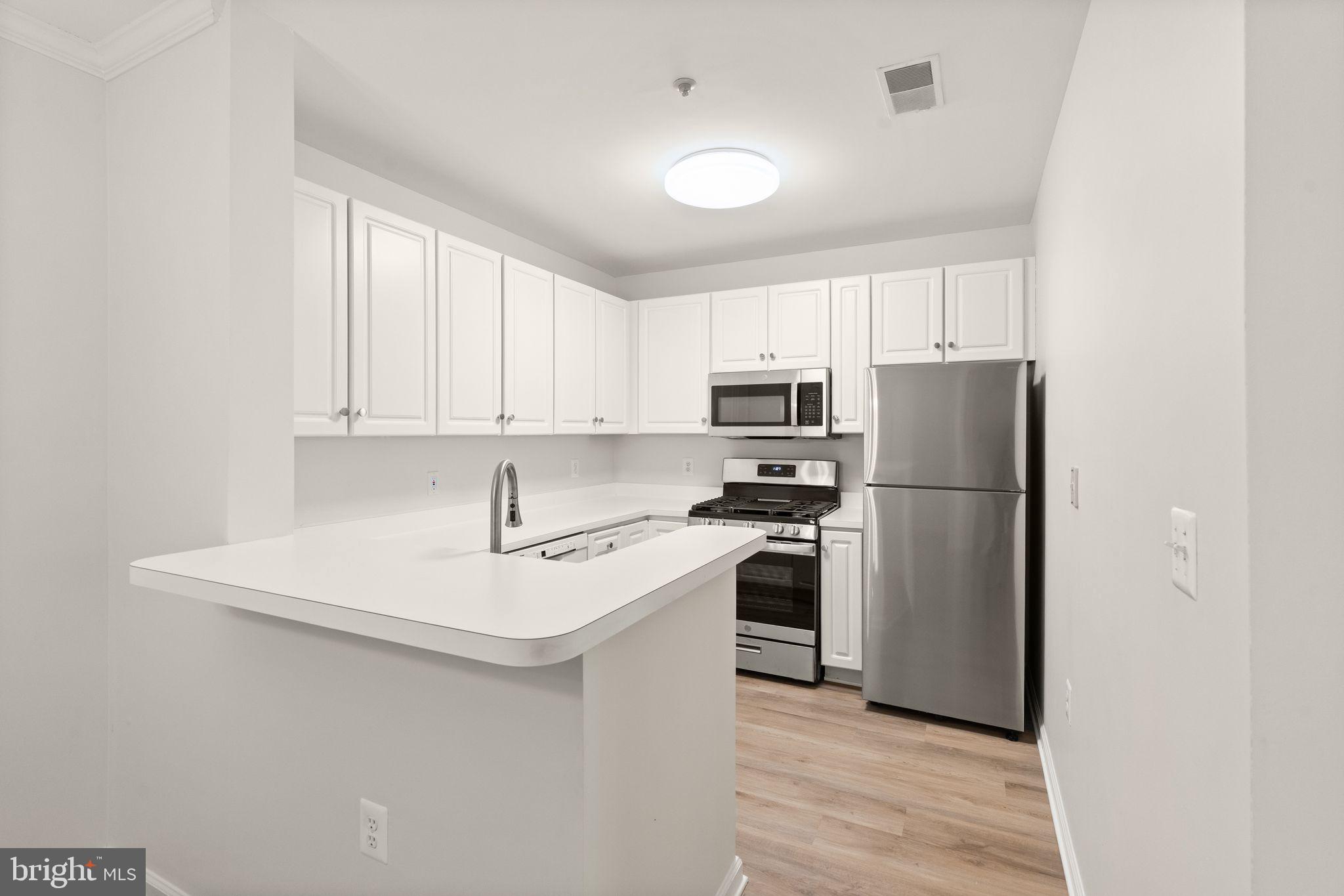 6990 FALLS REACH DRIVE 408