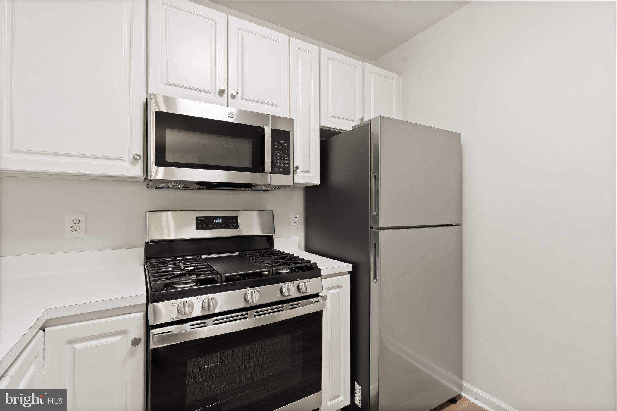 6990 FALLS REACH DRIVE 408