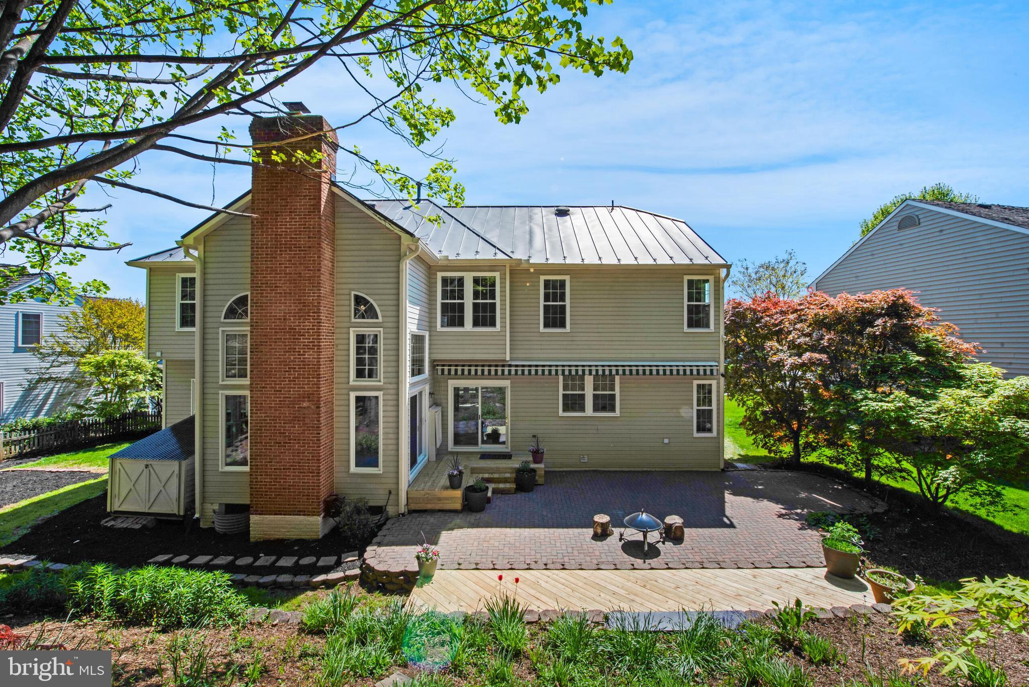 625 MEADE DRIVE SW