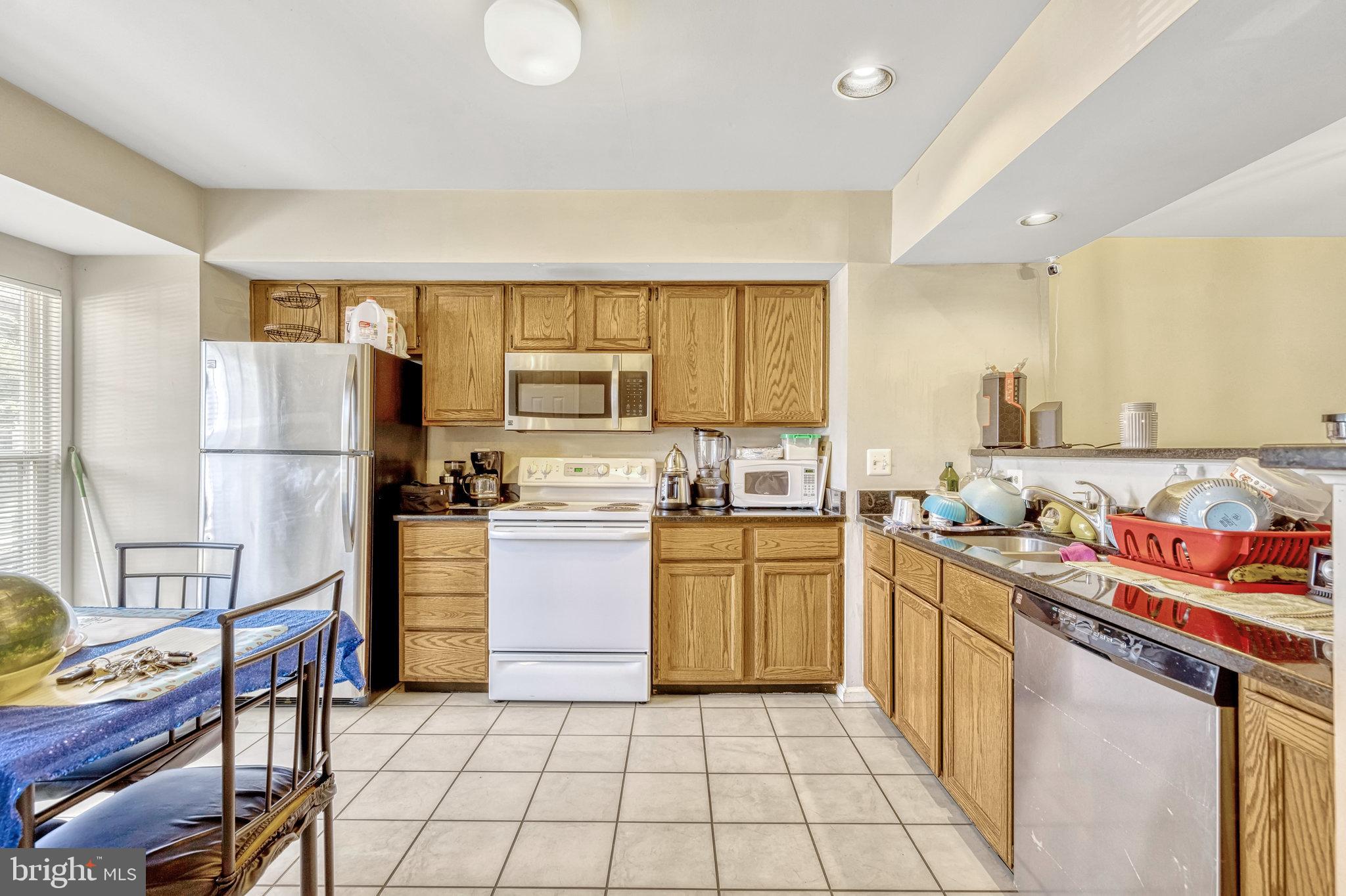 9594 BUTTONBUSH COURT