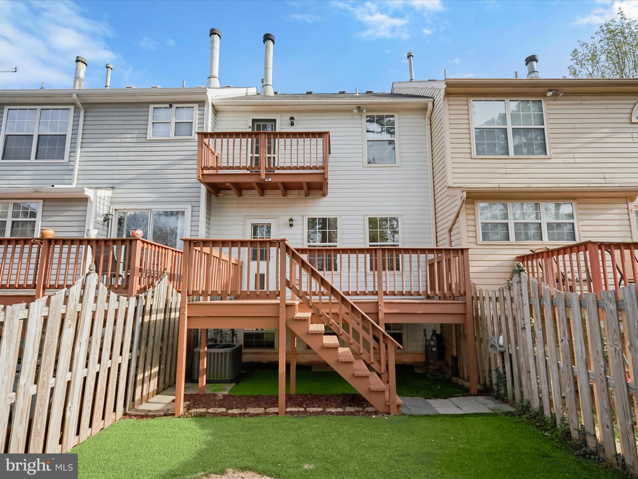 8628 SANDERLING DRIVE