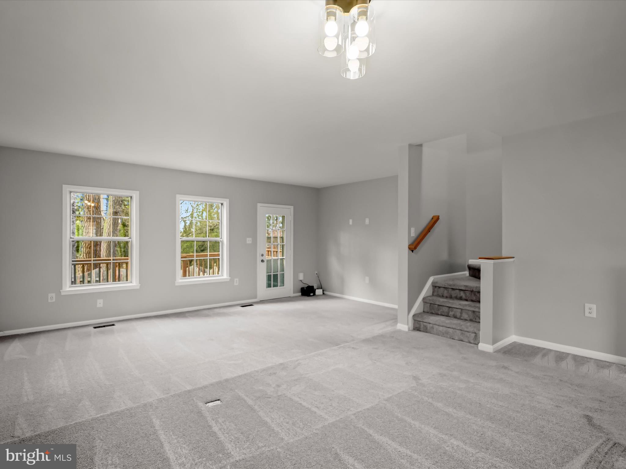 8628 SANDERLING DRIVE