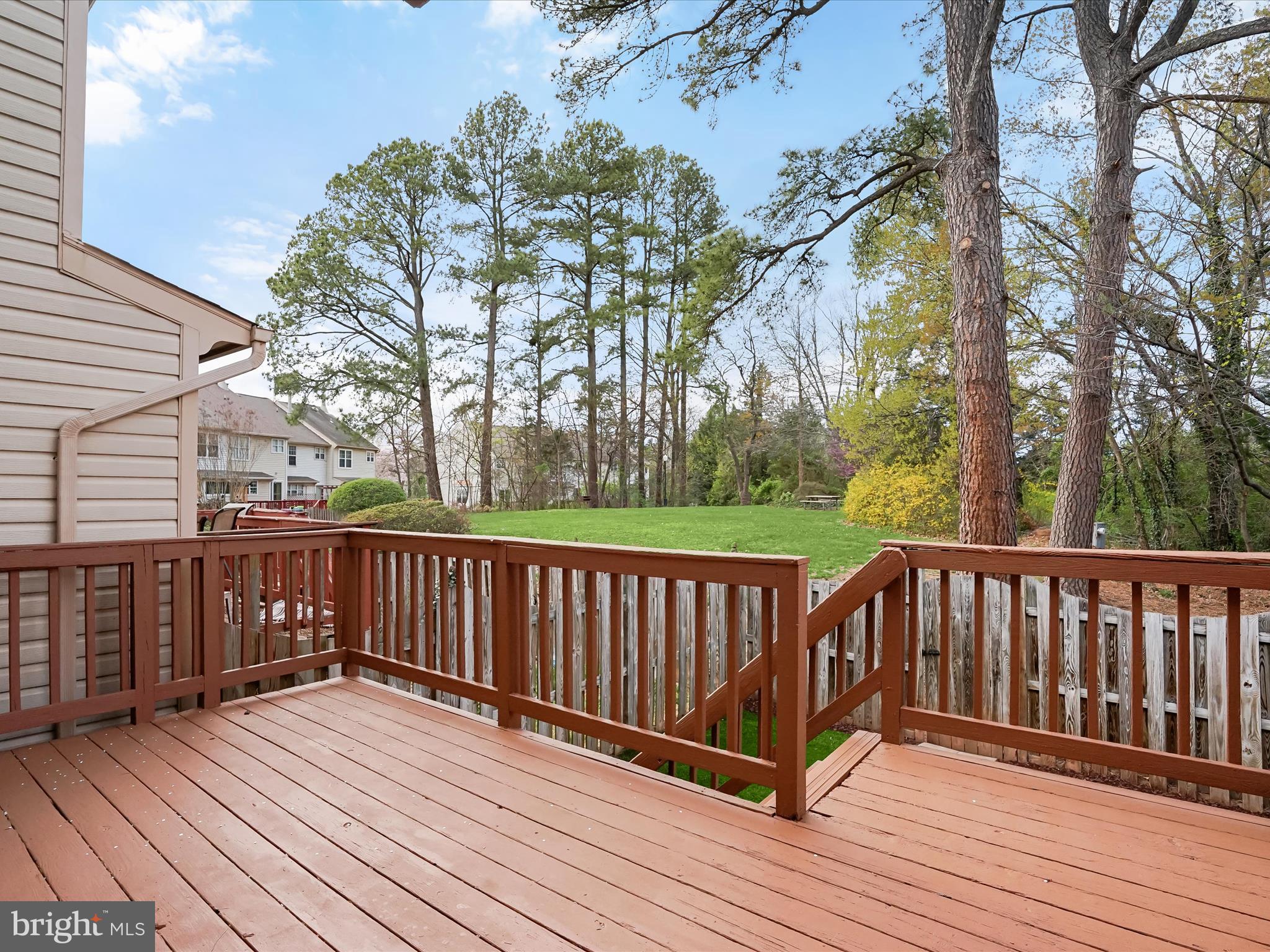 8628 SANDERLING DRIVE