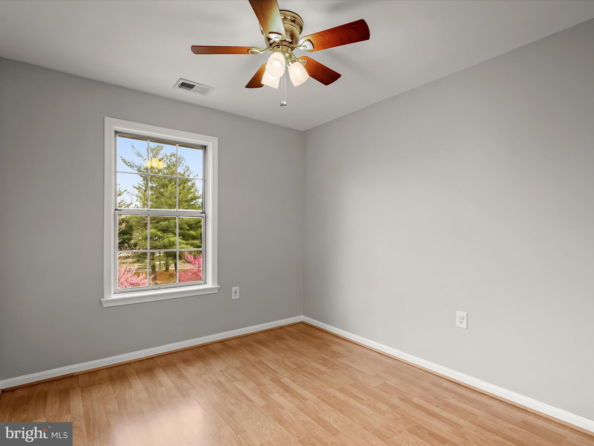 8628 SANDERLING DRIVE