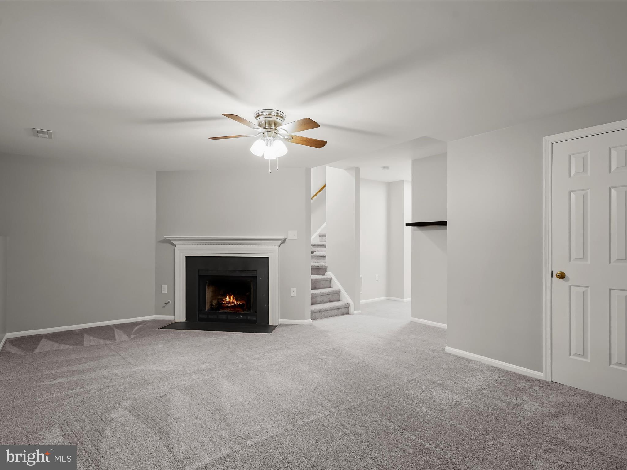 8628 SANDERLING DRIVE