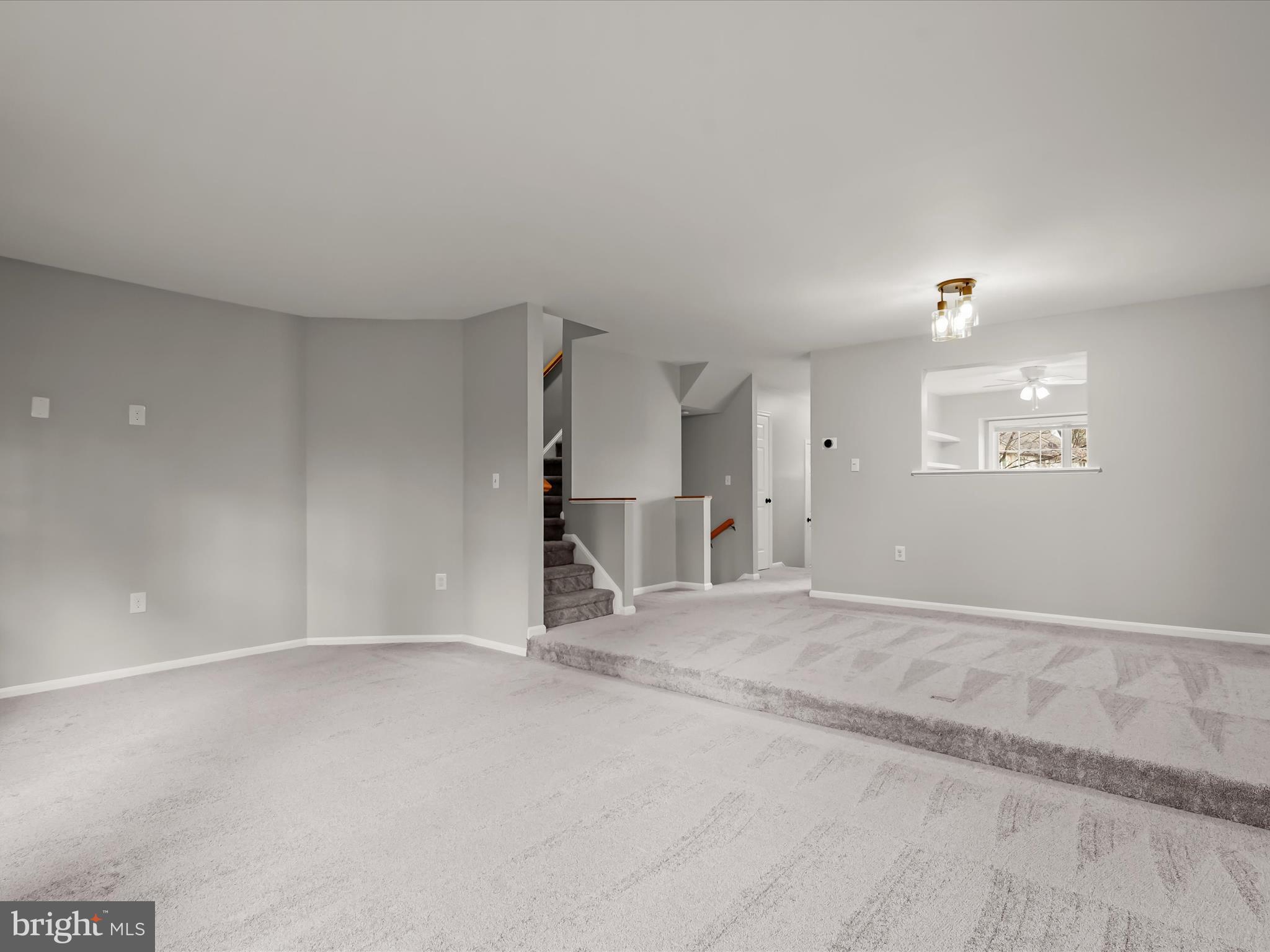 8628 SANDERLING DRIVE