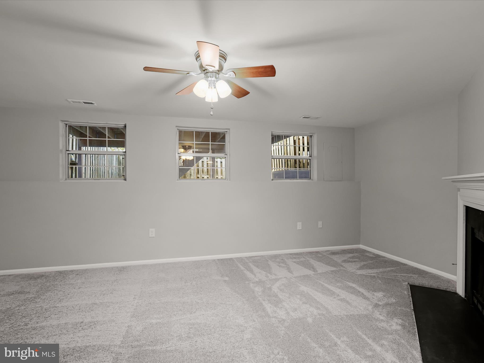 8628 SANDERLING DRIVE