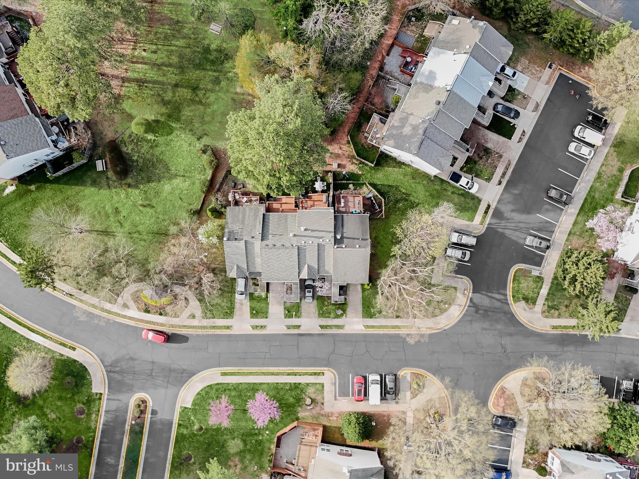 8628 SANDERLING DRIVE