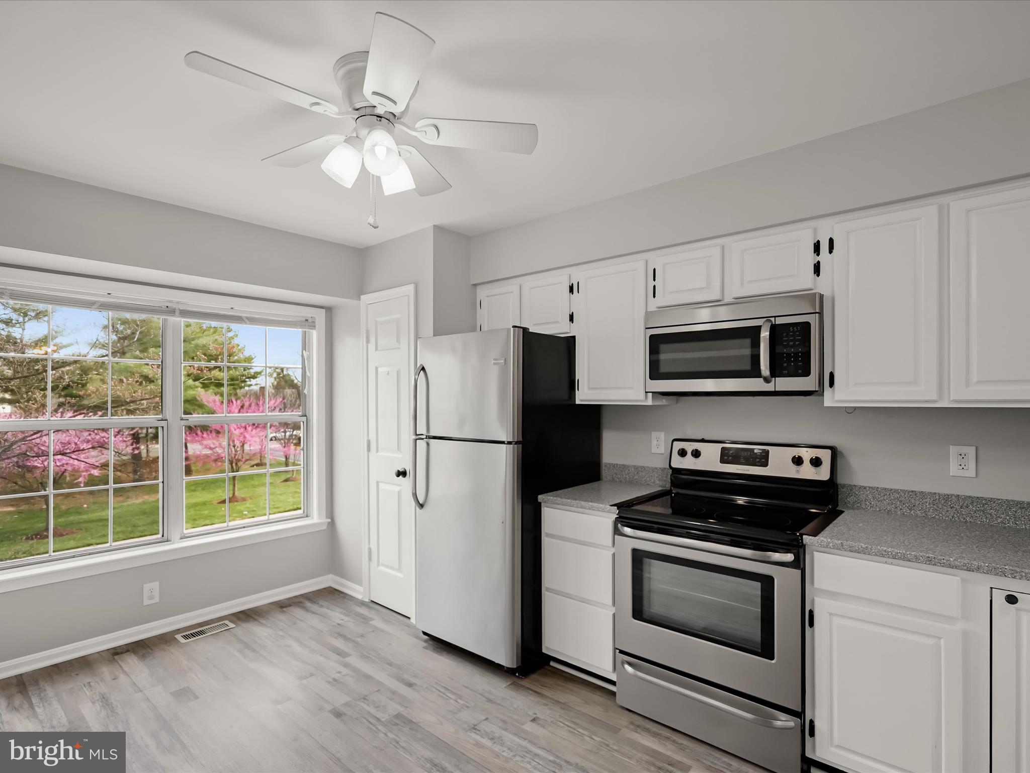 8628 SANDERLING DRIVE