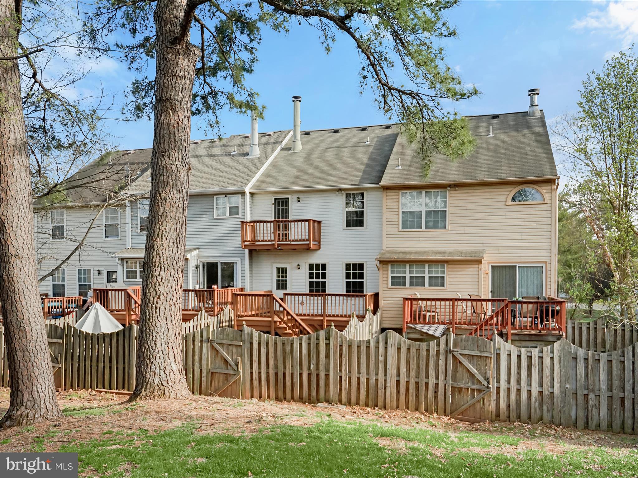 8628 SANDERLING DRIVE