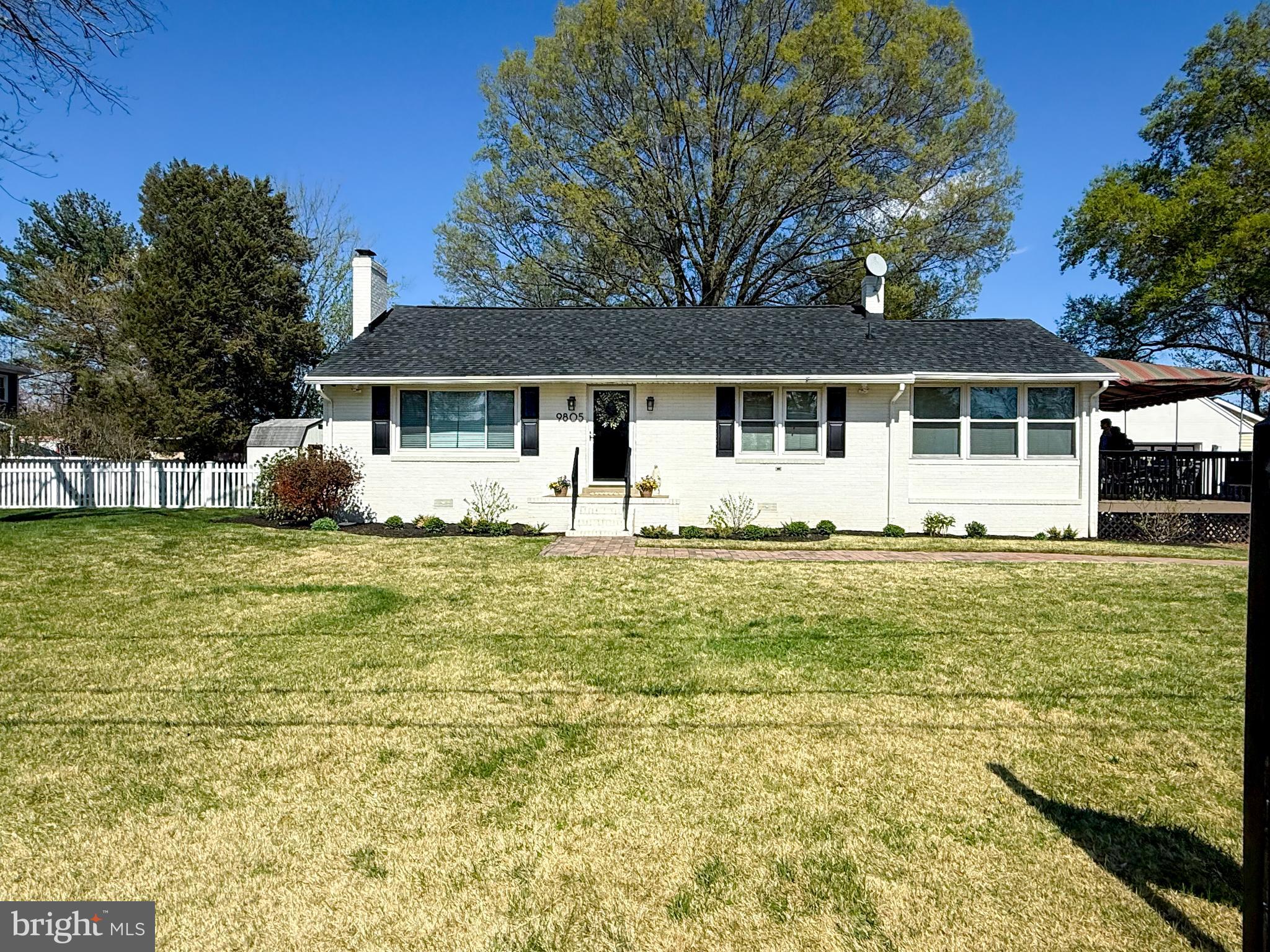 9805 HUTCHISON LANE