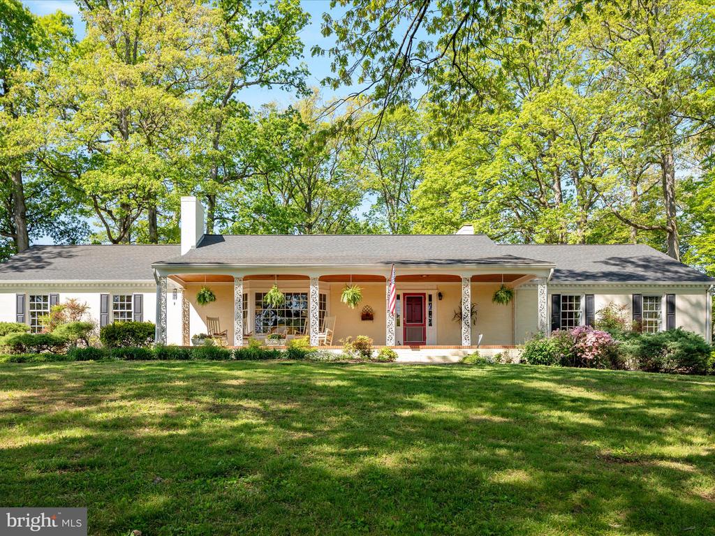 9100 STONEWALL ROAD