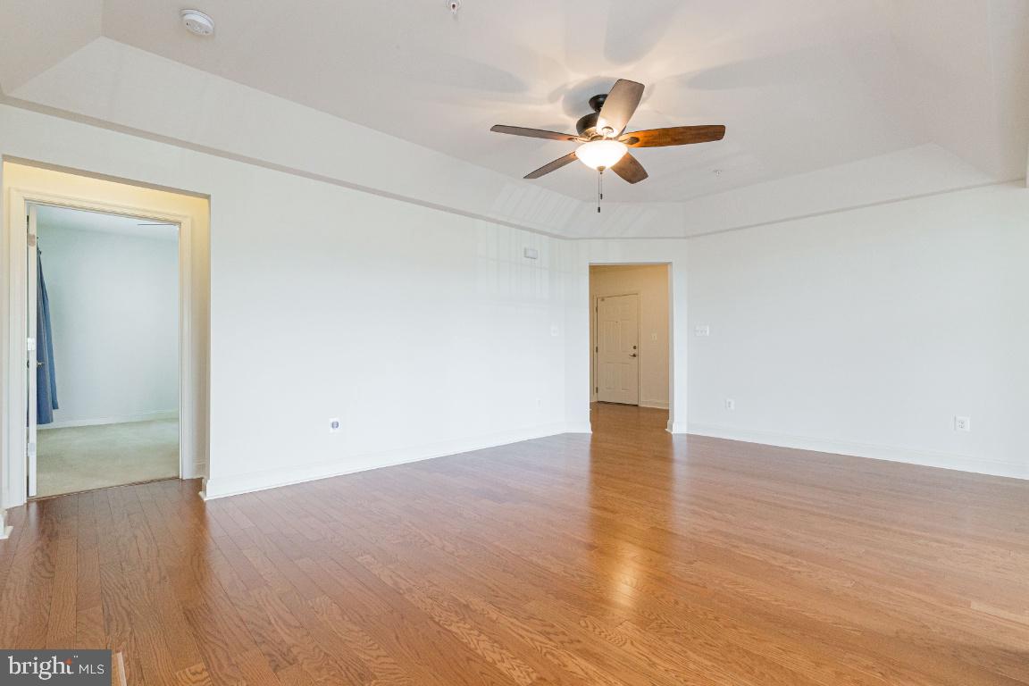 9200 CHARLESTON DRIVE 207