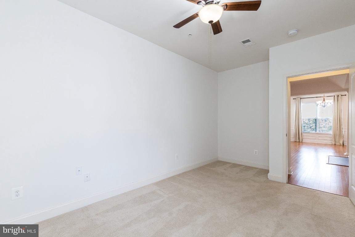 9200 CHARLESTON DRIVE 207