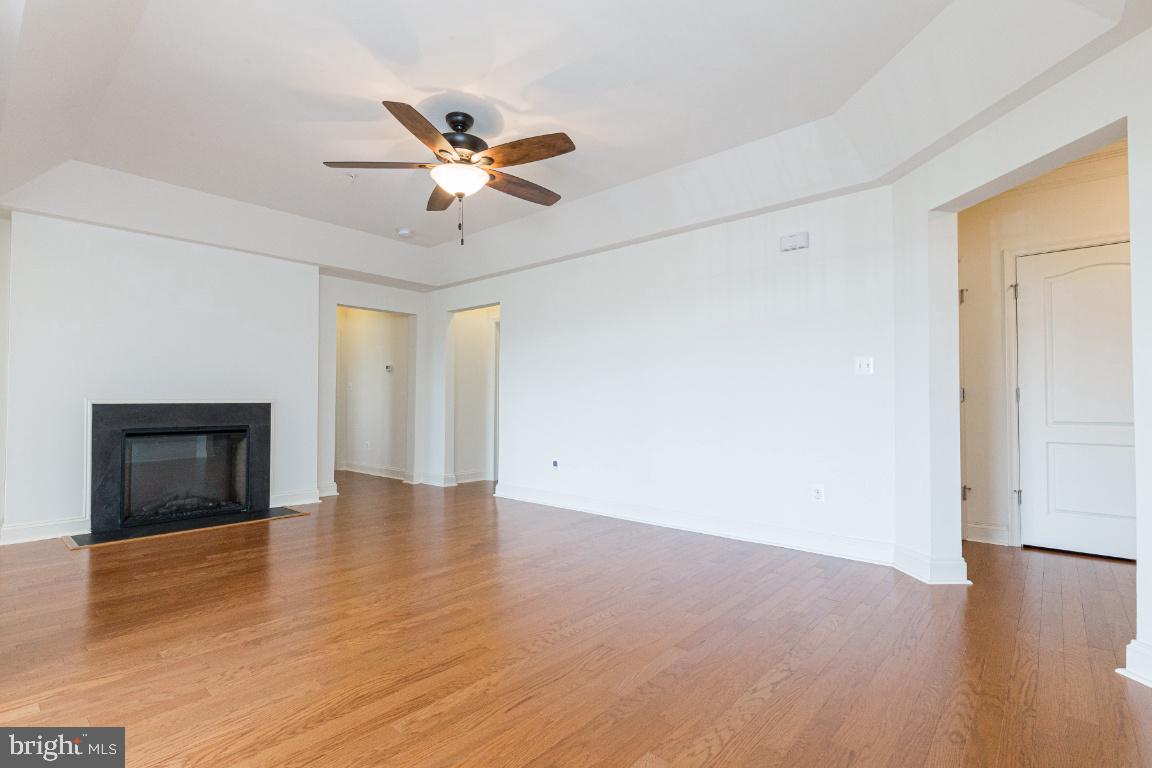 9200 CHARLESTON DRIVE 207