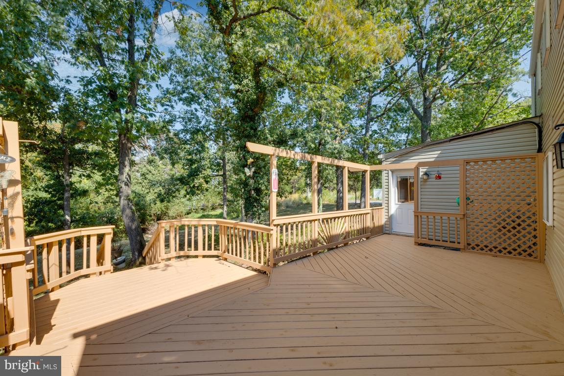 8600 STONEWALL ROAD