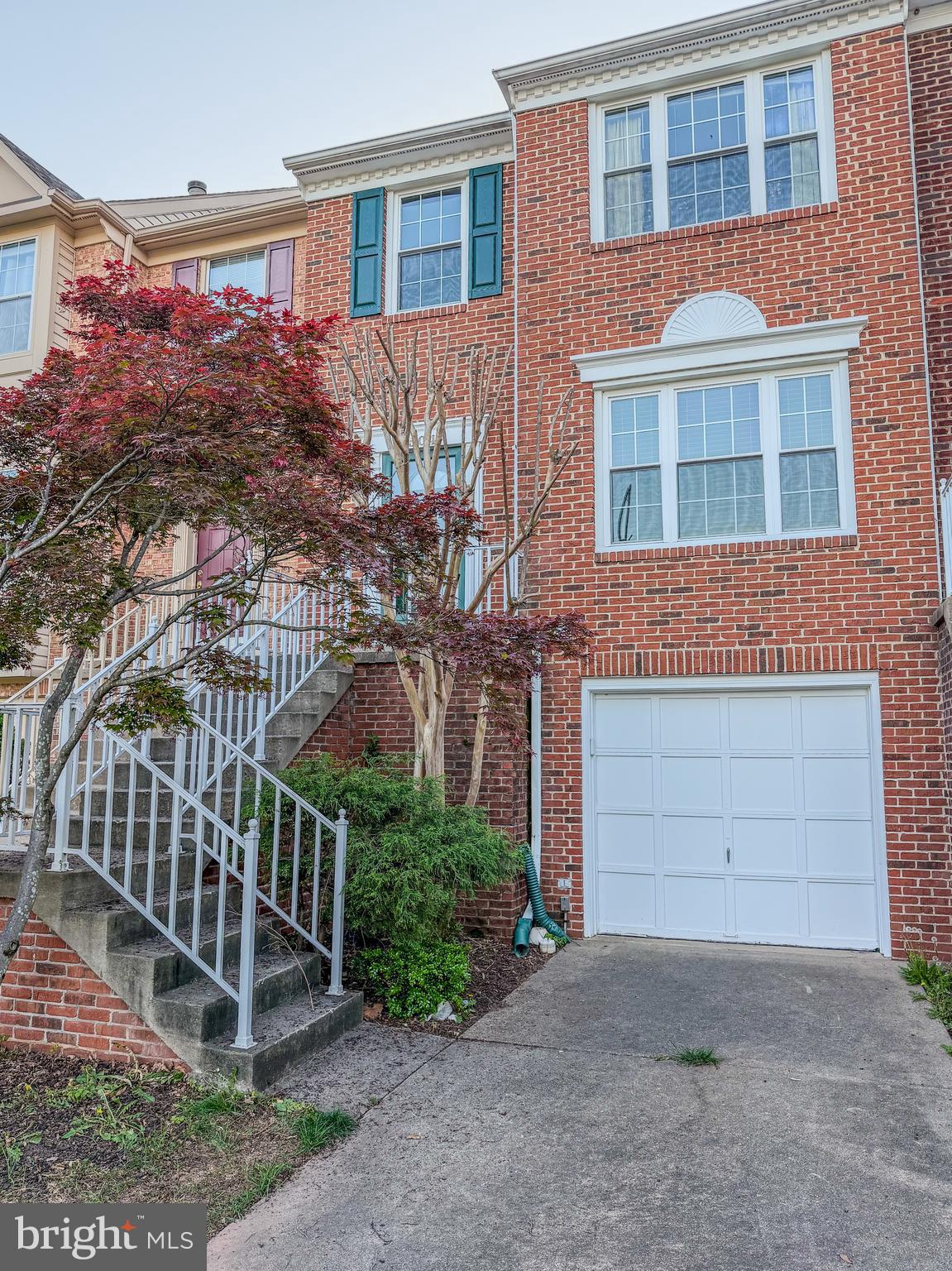 9504 BRIGANTINE LANE