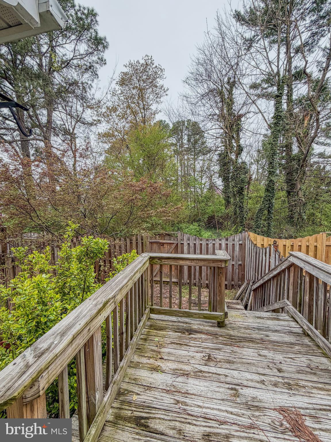 9504 BRIGANTINE LANE