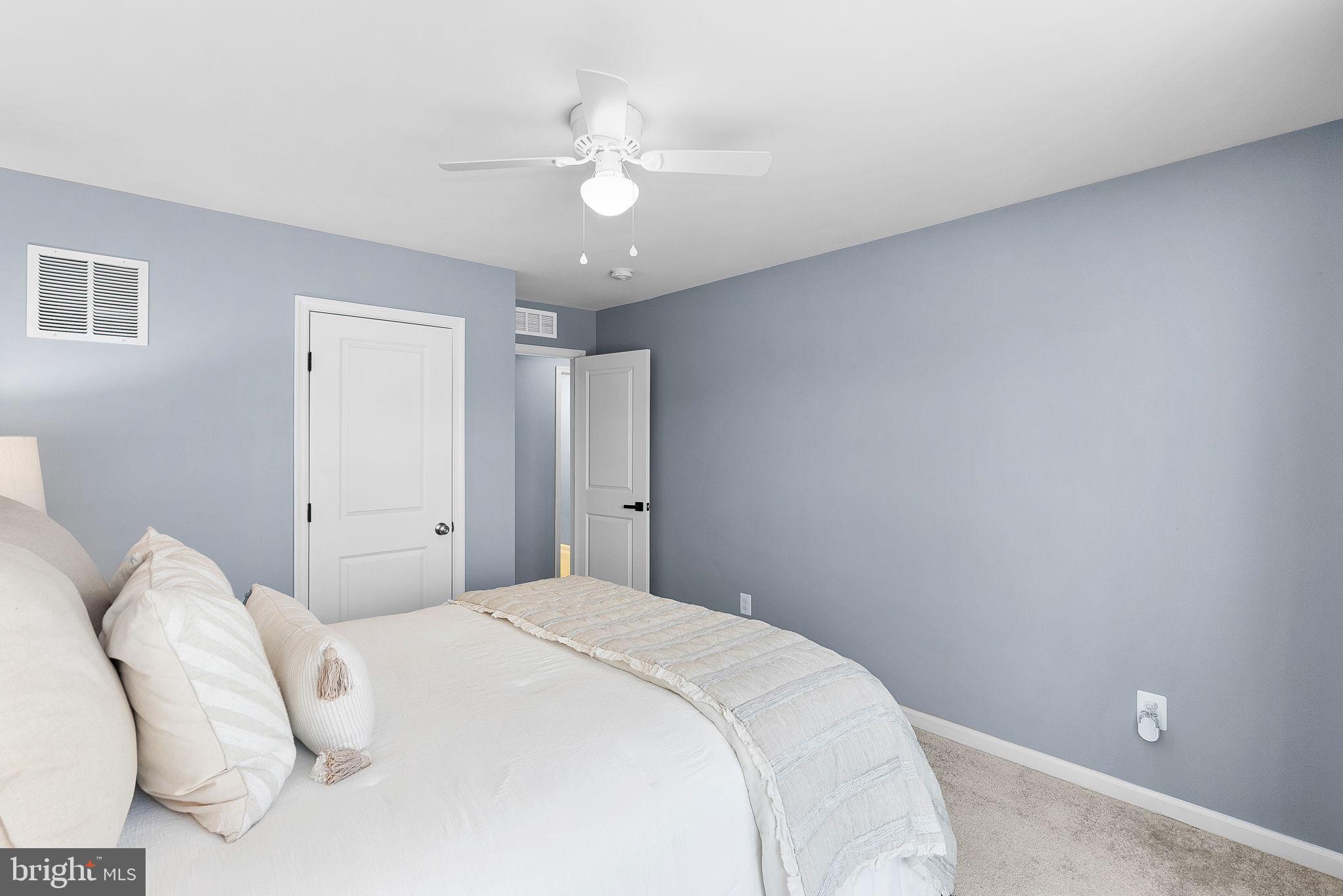 9545 KIMBLETON HALL LOOP