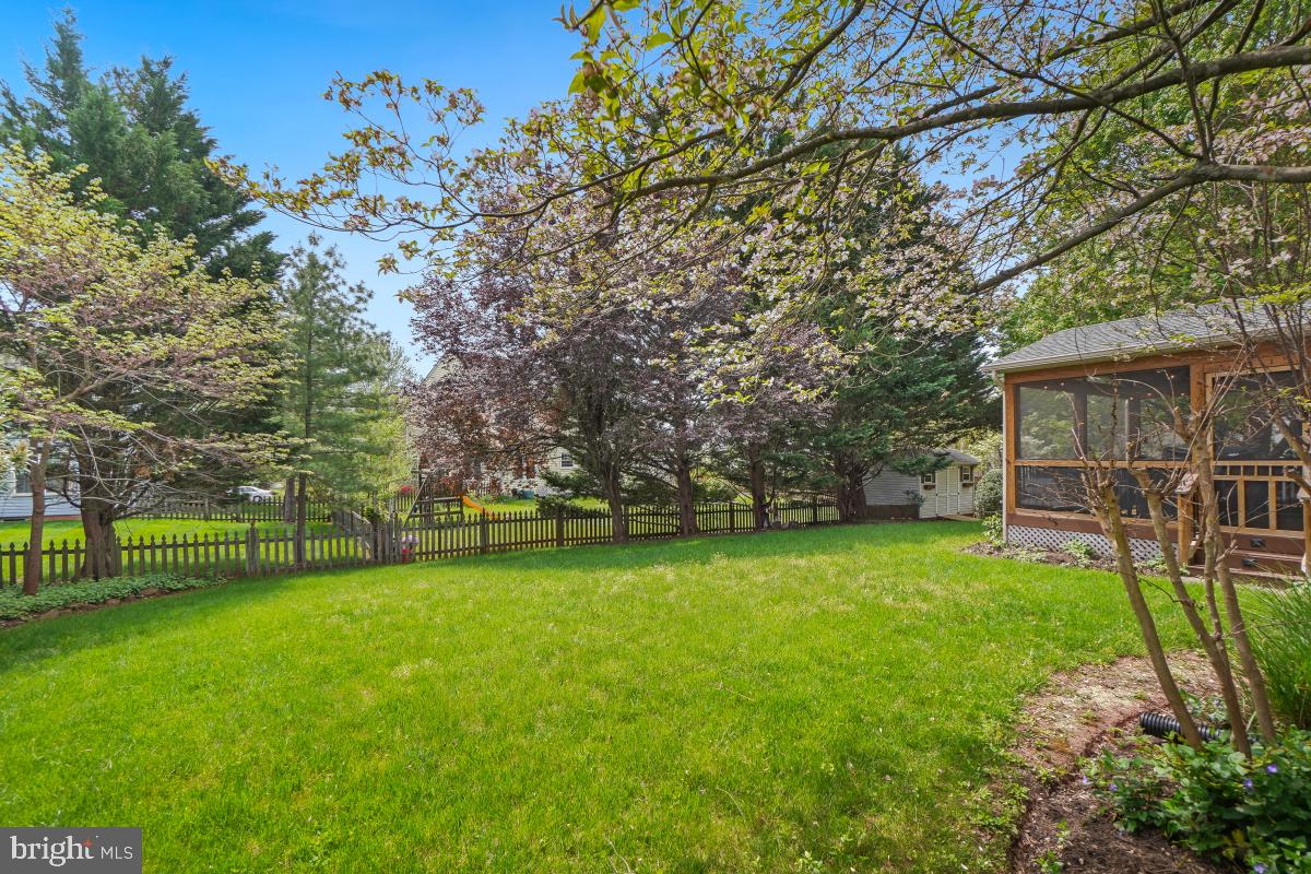 8183 LONE OAK COURT