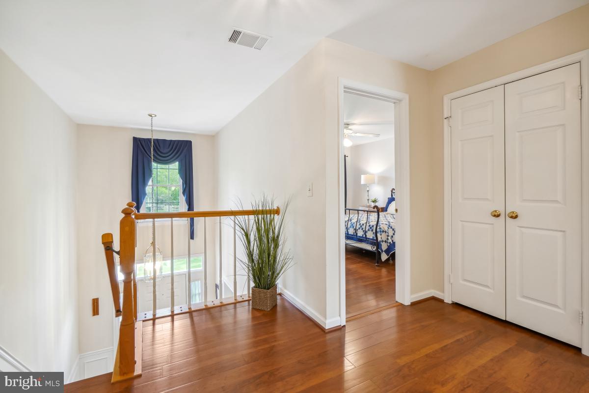 8183 LONE OAK COURT