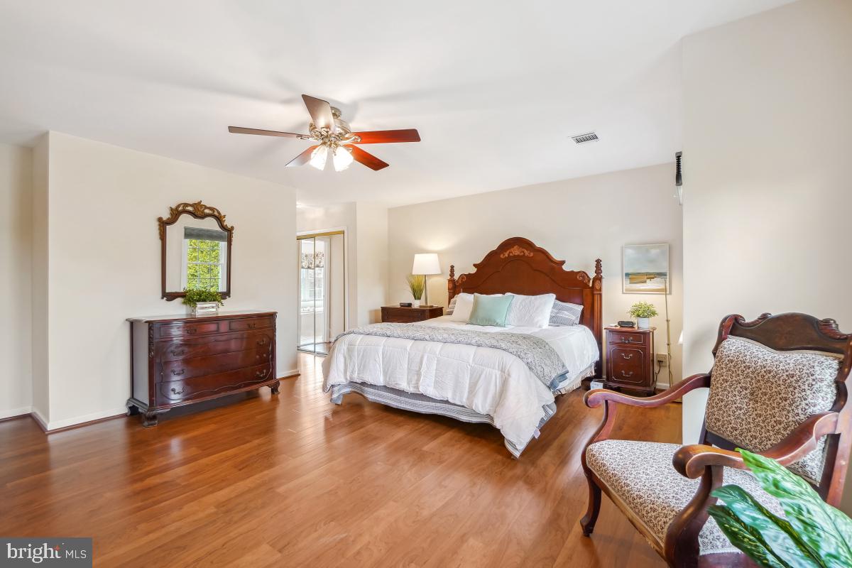 8183 LONE OAK COURT