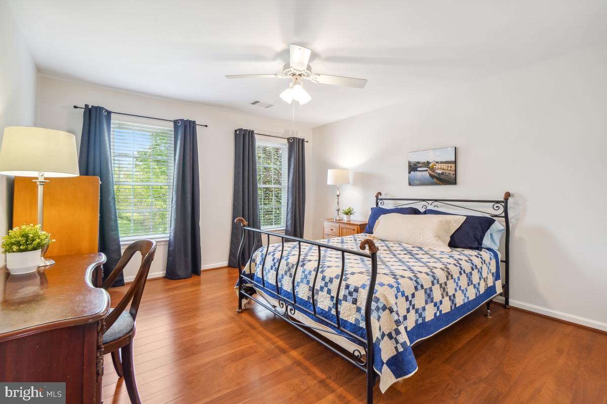 8183 LONE OAK COURT