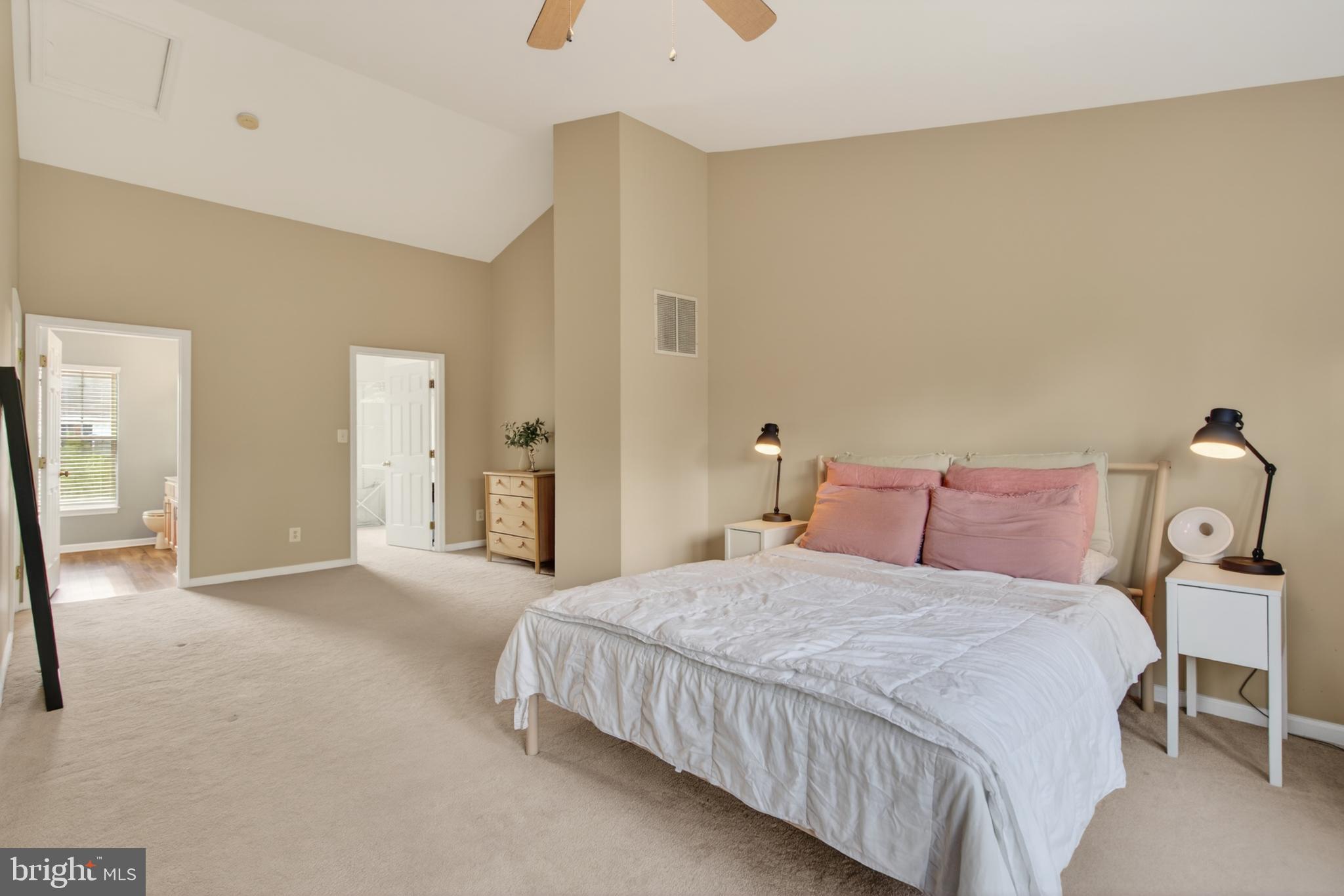 9829 MAITLAND LOOP
