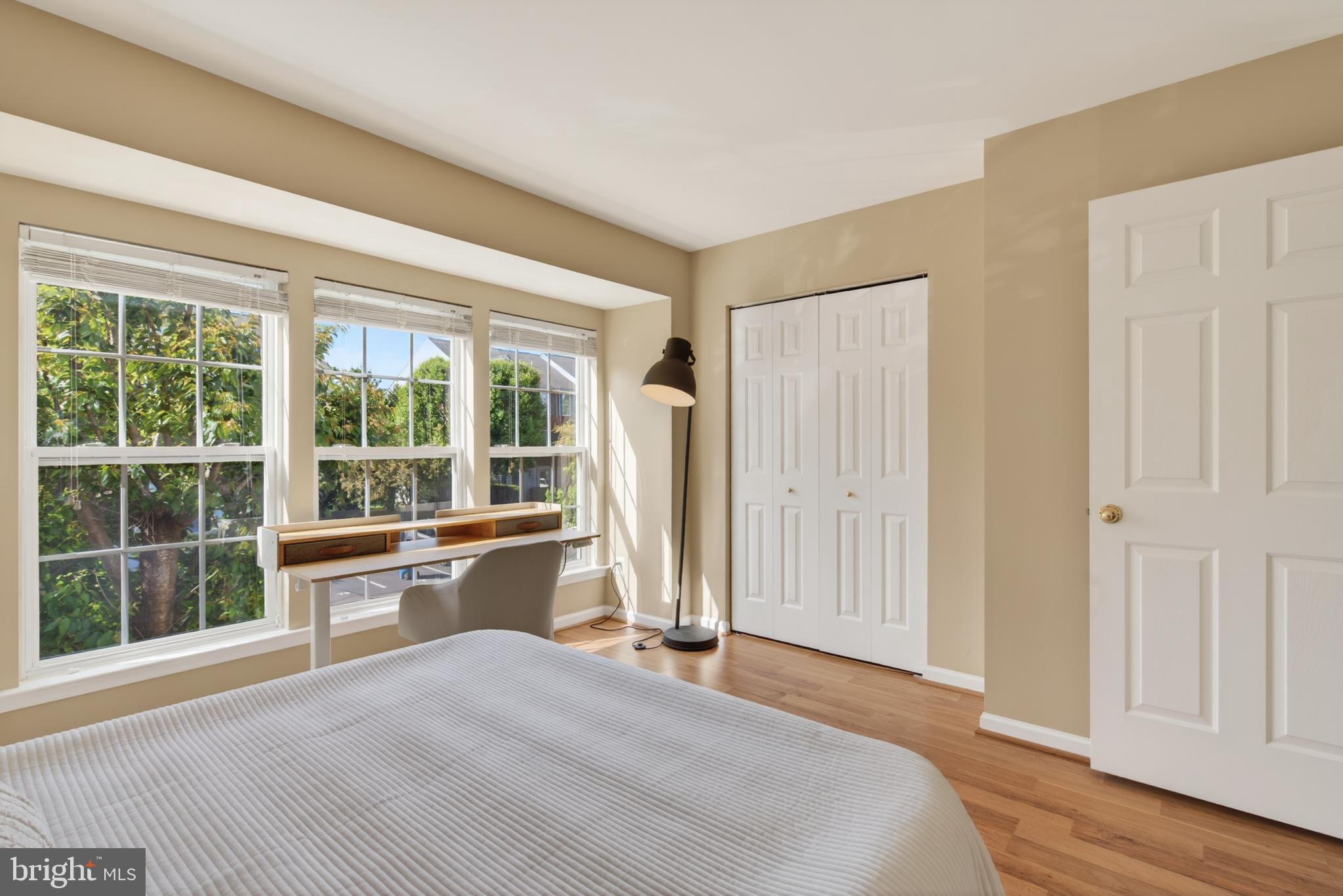 9829 MAITLAND LOOP