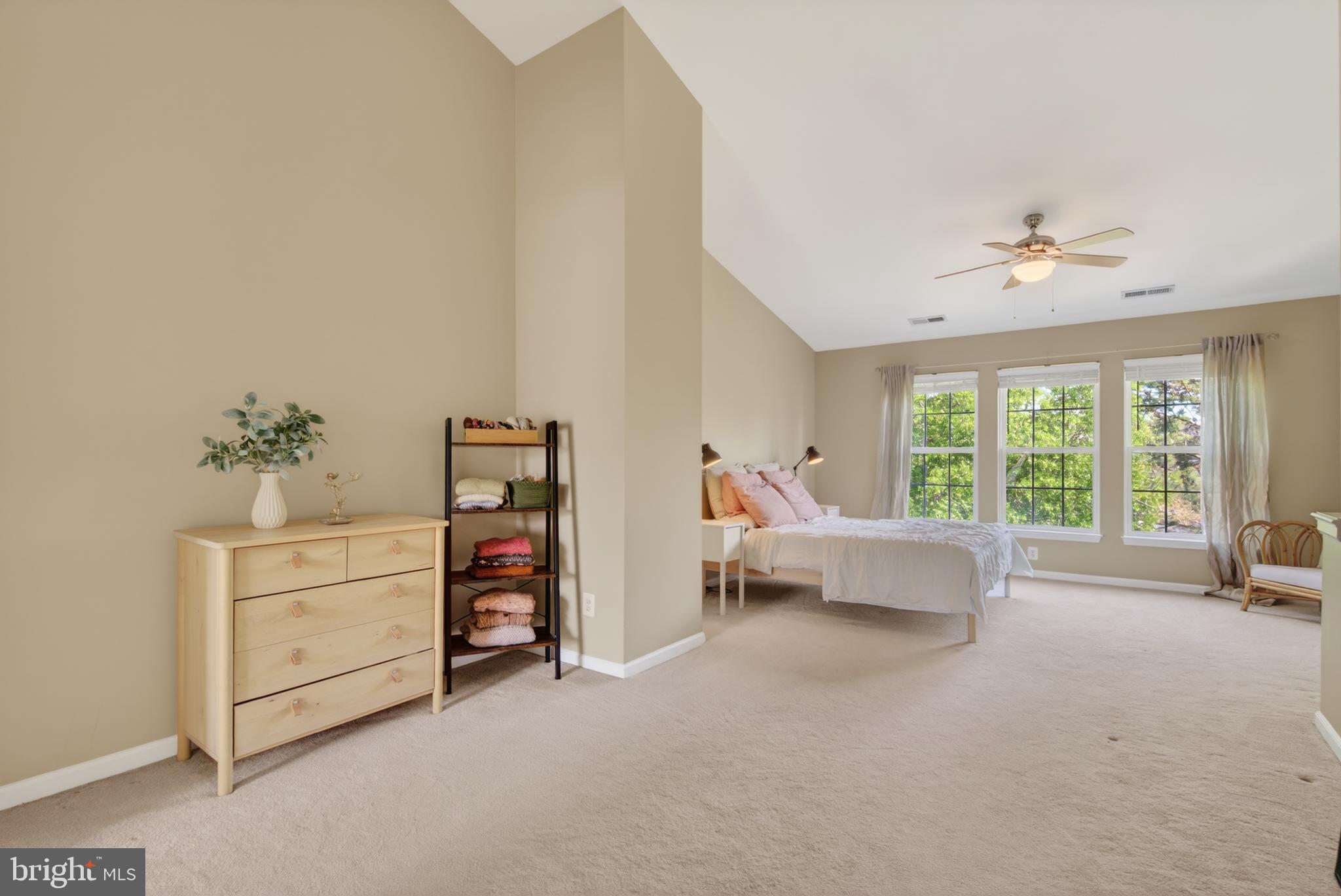 9829 MAITLAND LOOP
