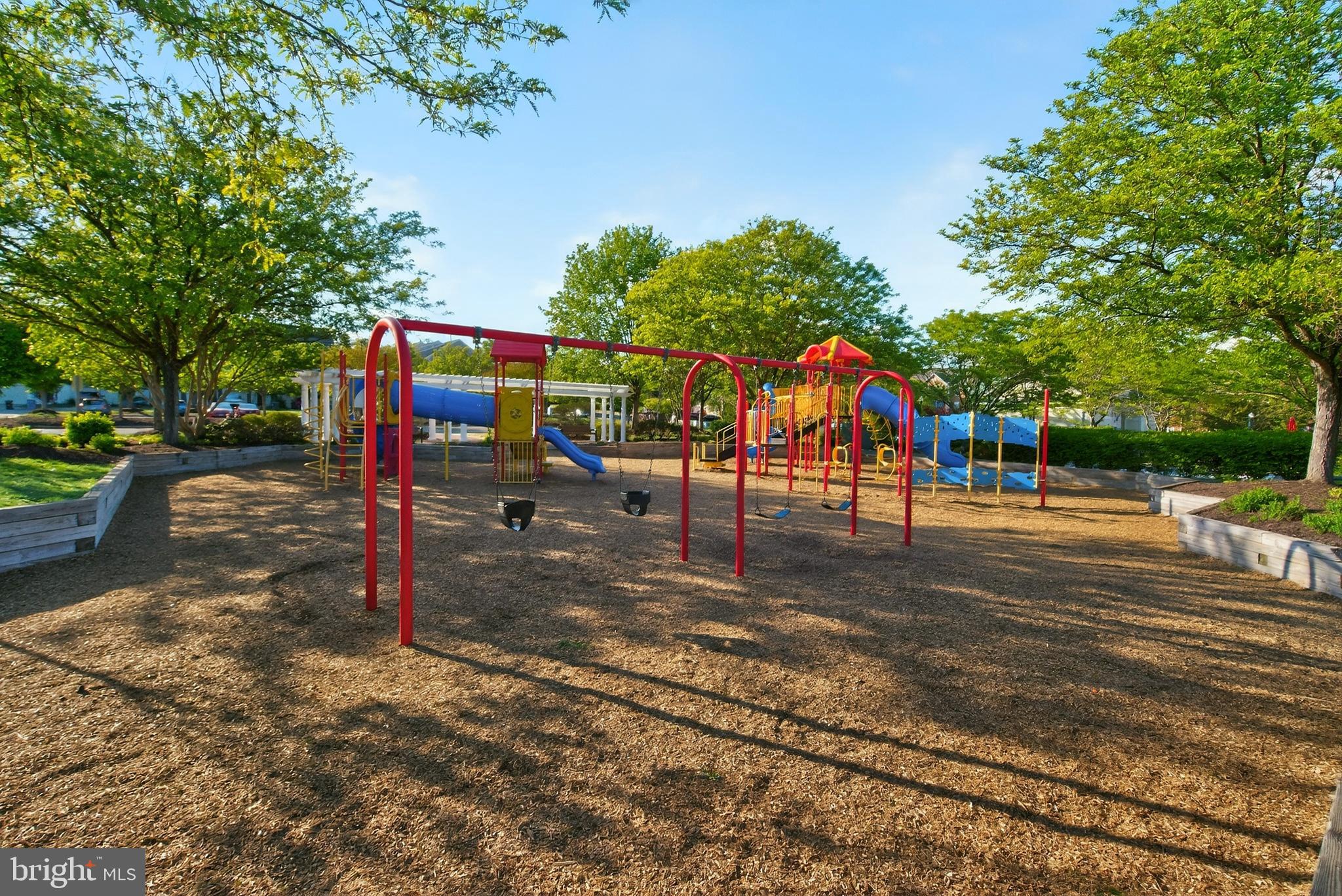 9829 MAITLAND LOOP