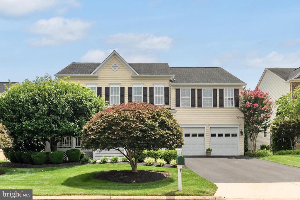 5779 COACHVIEW COURT